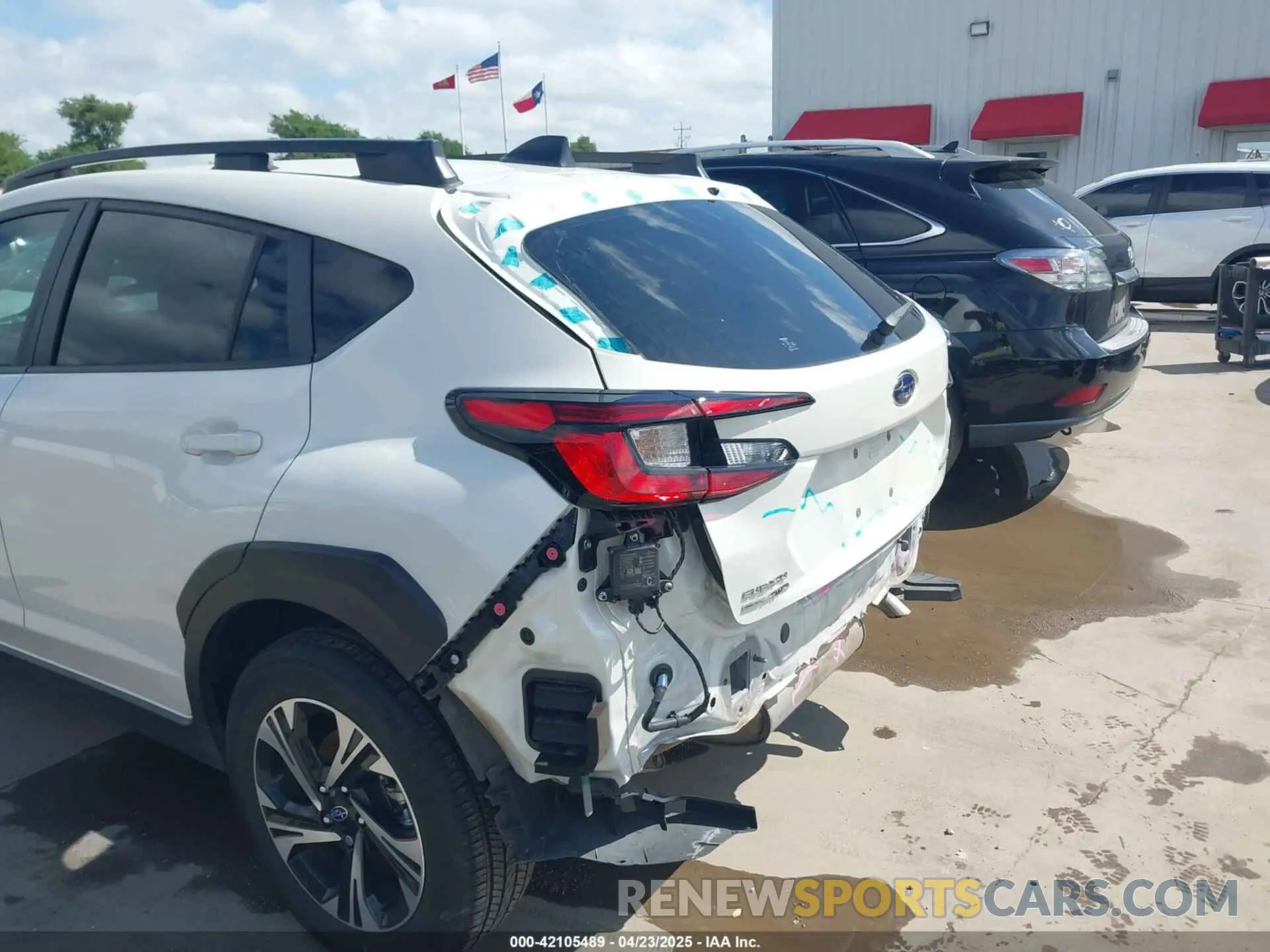 19 Photograph of a damaged car JF2GUADC5RH267602 SUBARU CROSSTREK 2024