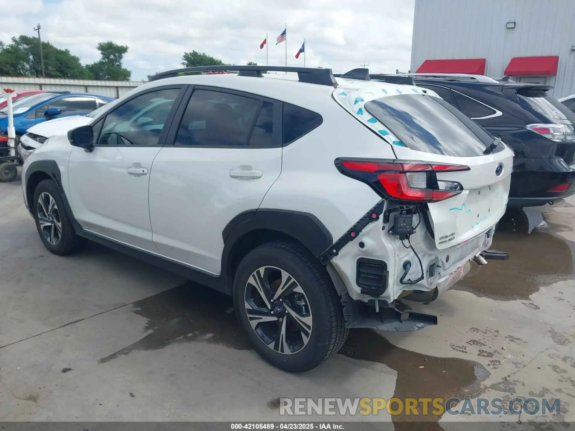 3 Photograph of a damaged car JF2GUADC5RH267602 SUBARU CROSSTREK 2024