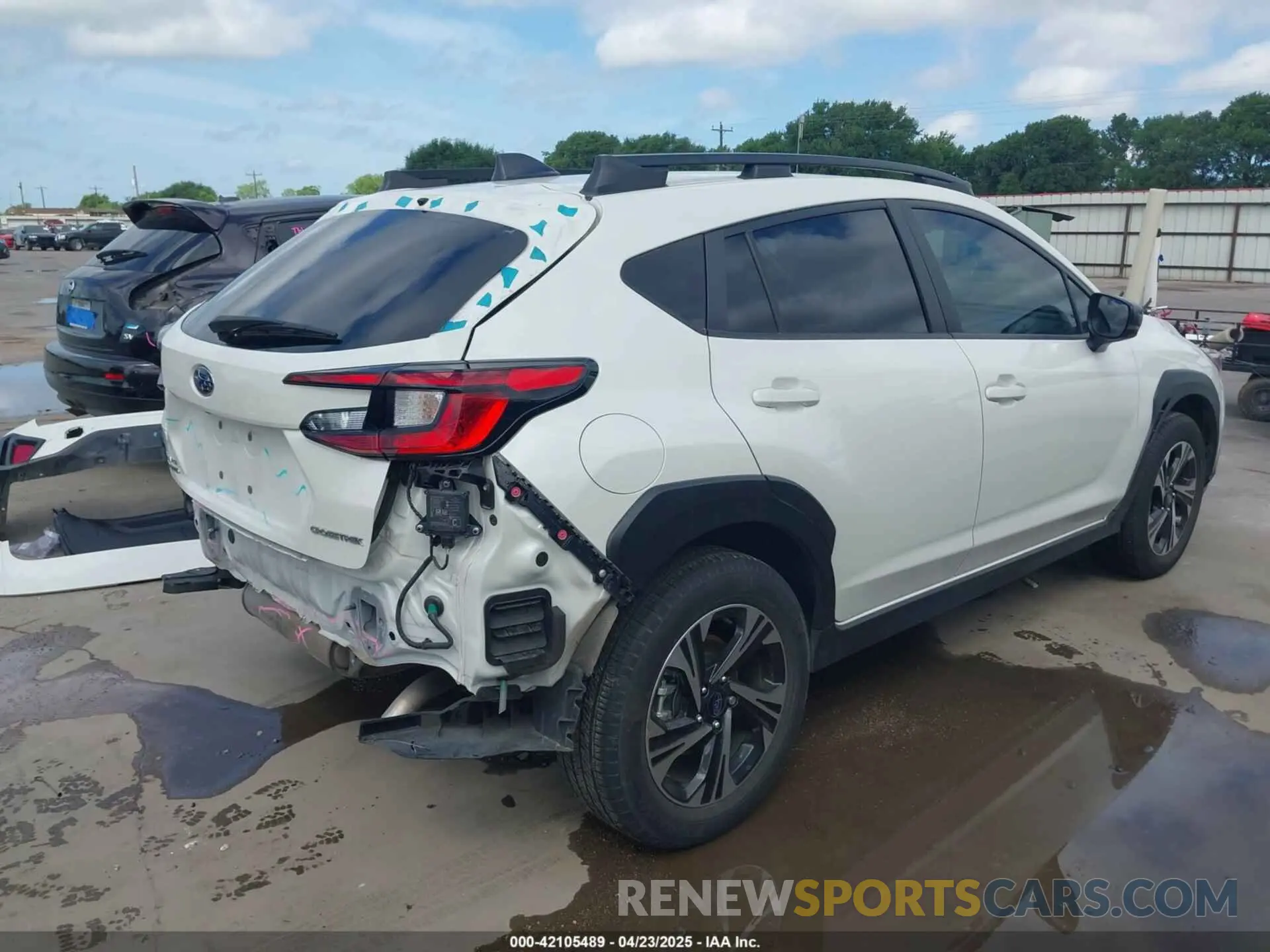 4 Photograph of a damaged car JF2GUADC5RH267602 SUBARU CROSSTREK 2024