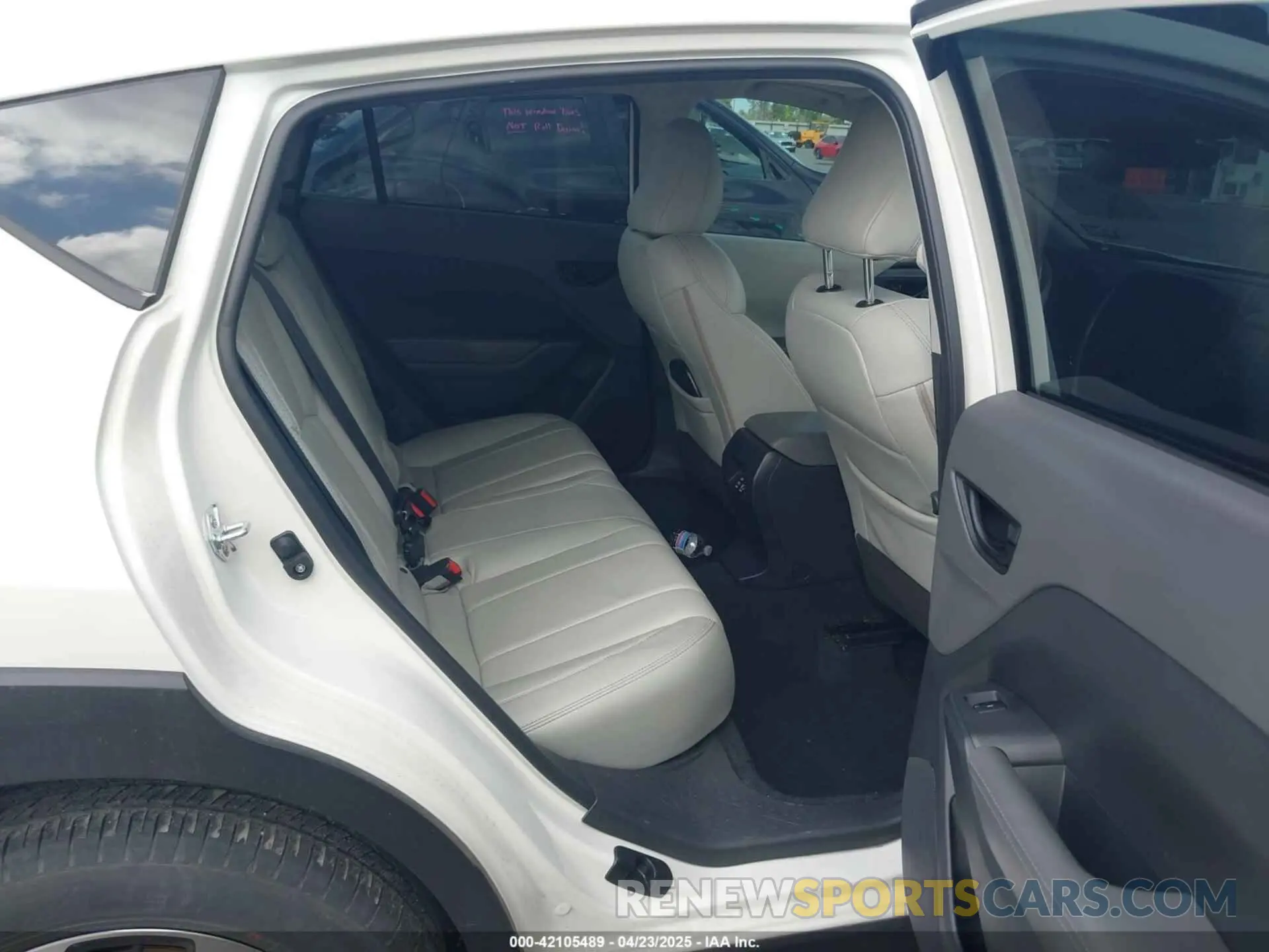 8 Photograph of a damaged car JF2GUADC5RH267602 SUBARU CROSSTREK 2024
