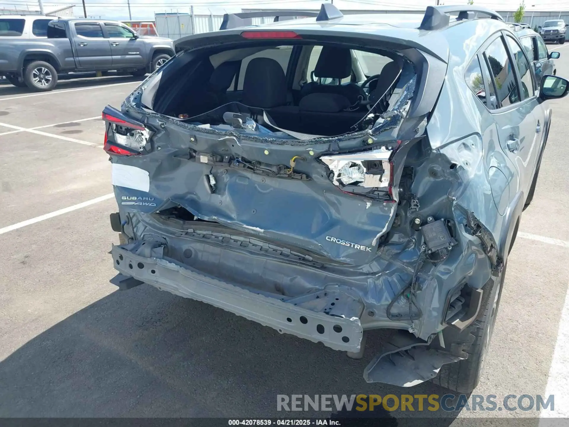 18 Photograph of a damaged car JF2GUADC6R8306021 SUBARU CROSSTREK 2024