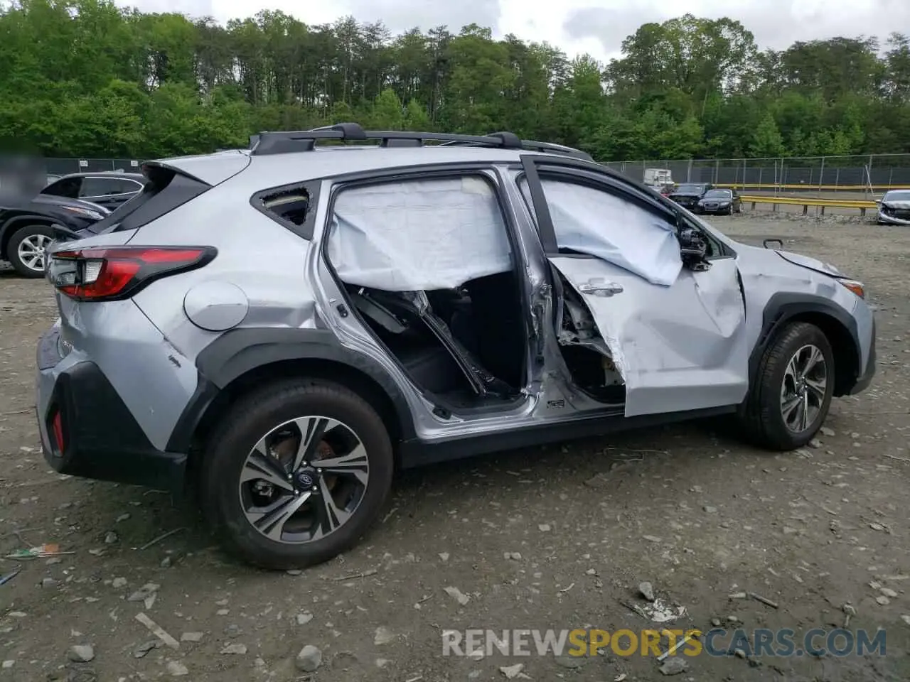 3 Photograph of a damaged car JF2GUADC6R8331825 SUBARU CROSSTREK 2024
