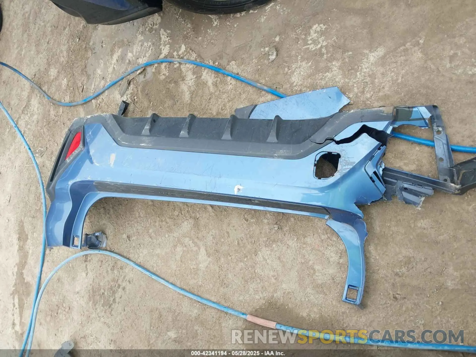 11 Photograph of a damaged car JF2GUADC6RH338290 SUBARU CROSSTREK 2024
