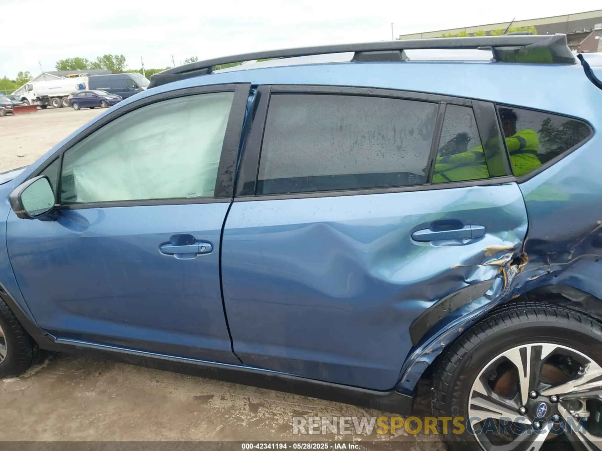 14 Photograph of a damaged car JF2GUADC6RH338290 SUBARU CROSSTREK 2024