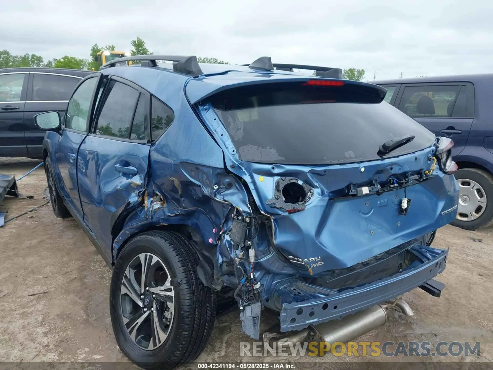 6 Photograph of a damaged car JF2GUADC6RH338290 SUBARU CROSSTREK 2024