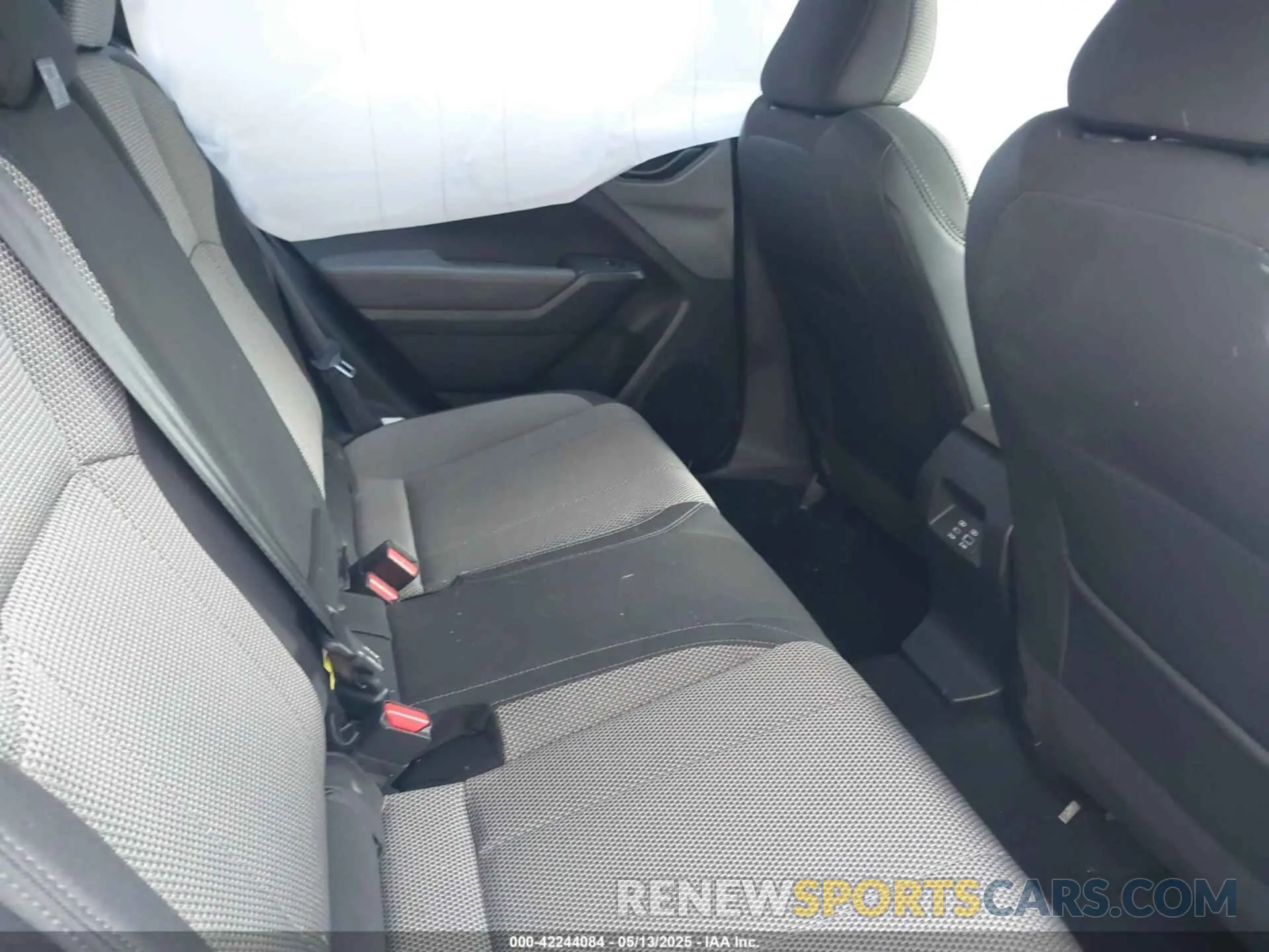8 Photograph of a damaged car JF2GUADC6RH343456 SUBARU CROSSTREK 2024