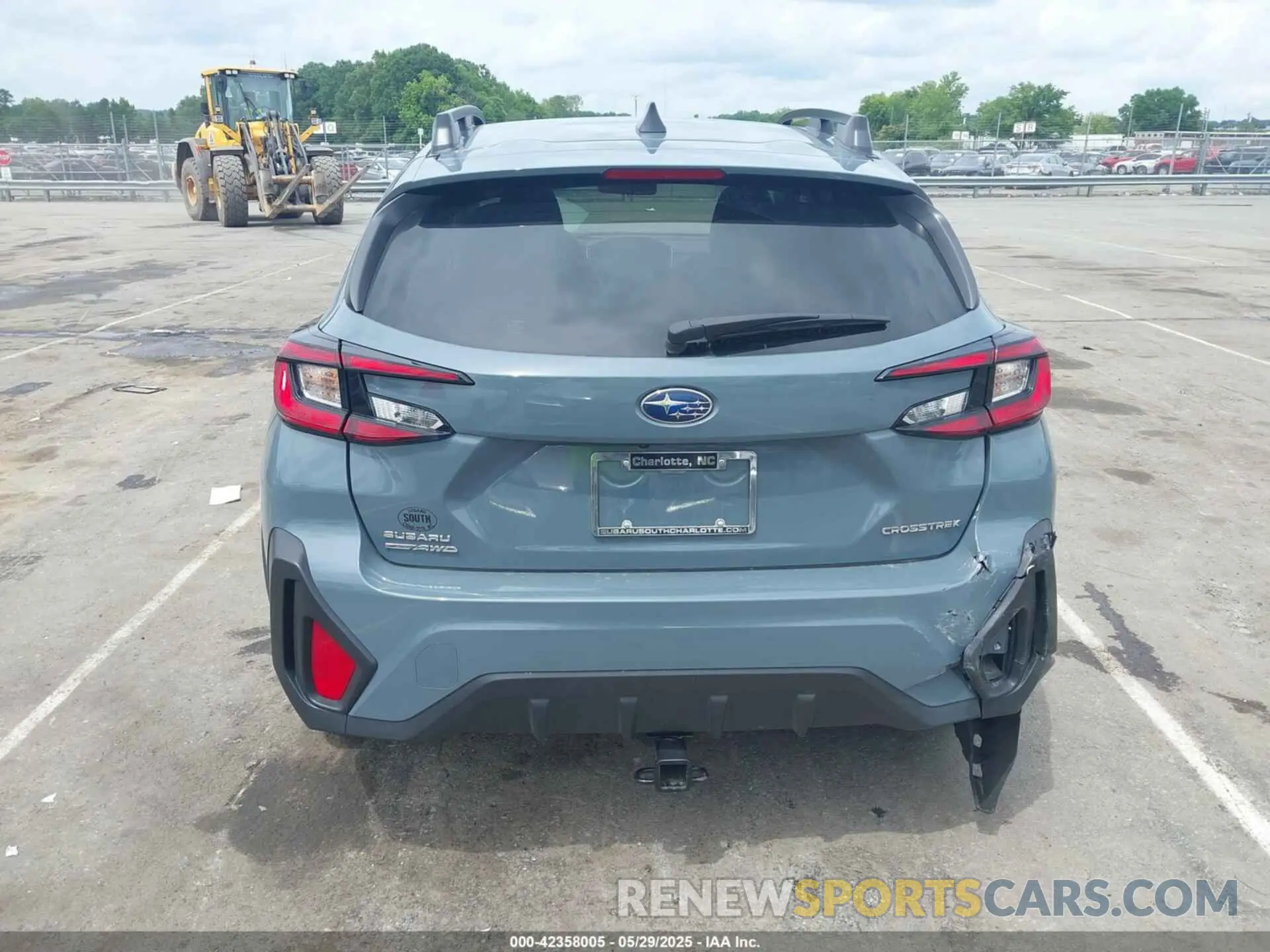 16 Photograph of a damaged car JF2GUADC7R8299418 SUBARU CROSSTREK 2024