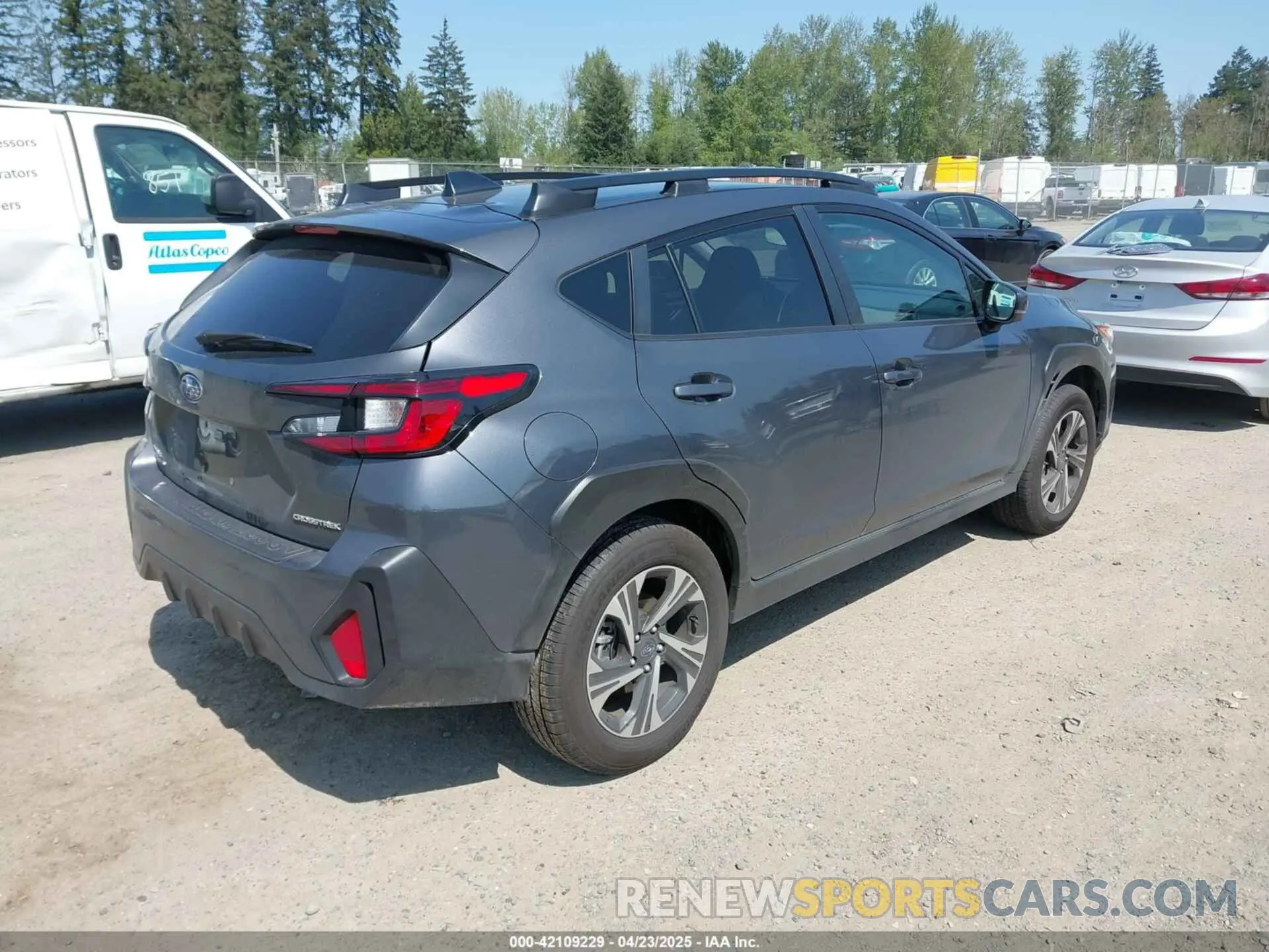 4 Photograph of a damaged car JF2GUADC7R8324432 SUBARU CROSSTREK 2024