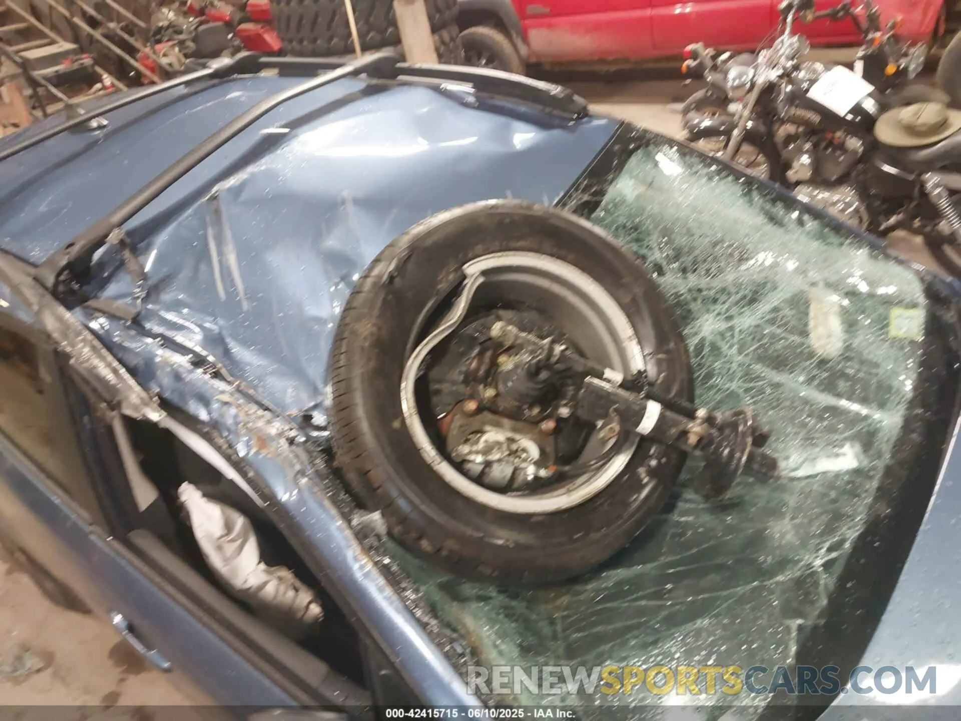 12 Photograph of a damaged car JF2GUADC7RH885407 SUBARU CROSSTREK 2024