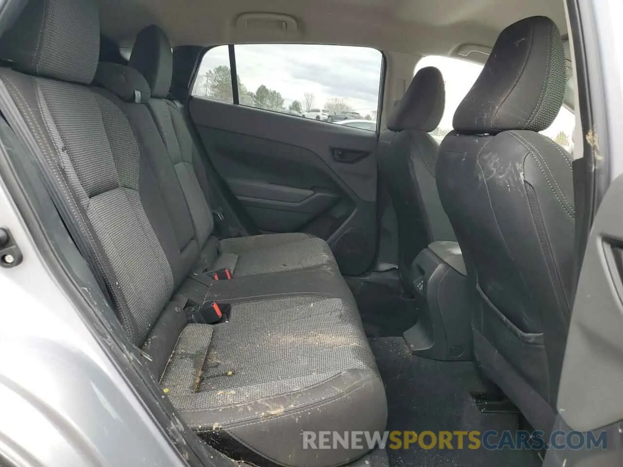 12 Photograph of a damaged car JF2GUADC8R8350084 SUBARU CROSSTREK 2024