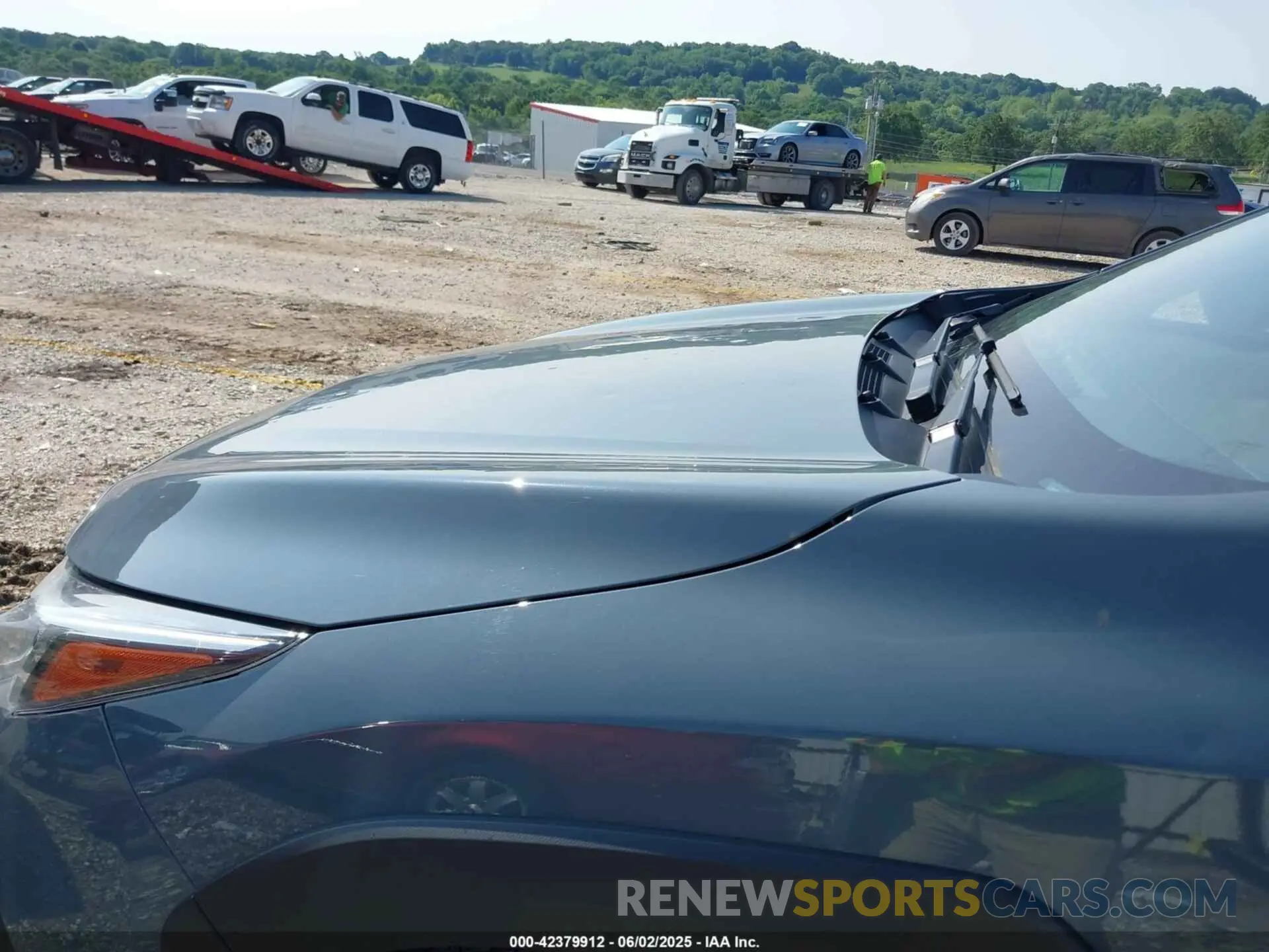6 Photograph of a damaged car JF2GUADC8R8869863 SUBARU CROSSTREK 2024
