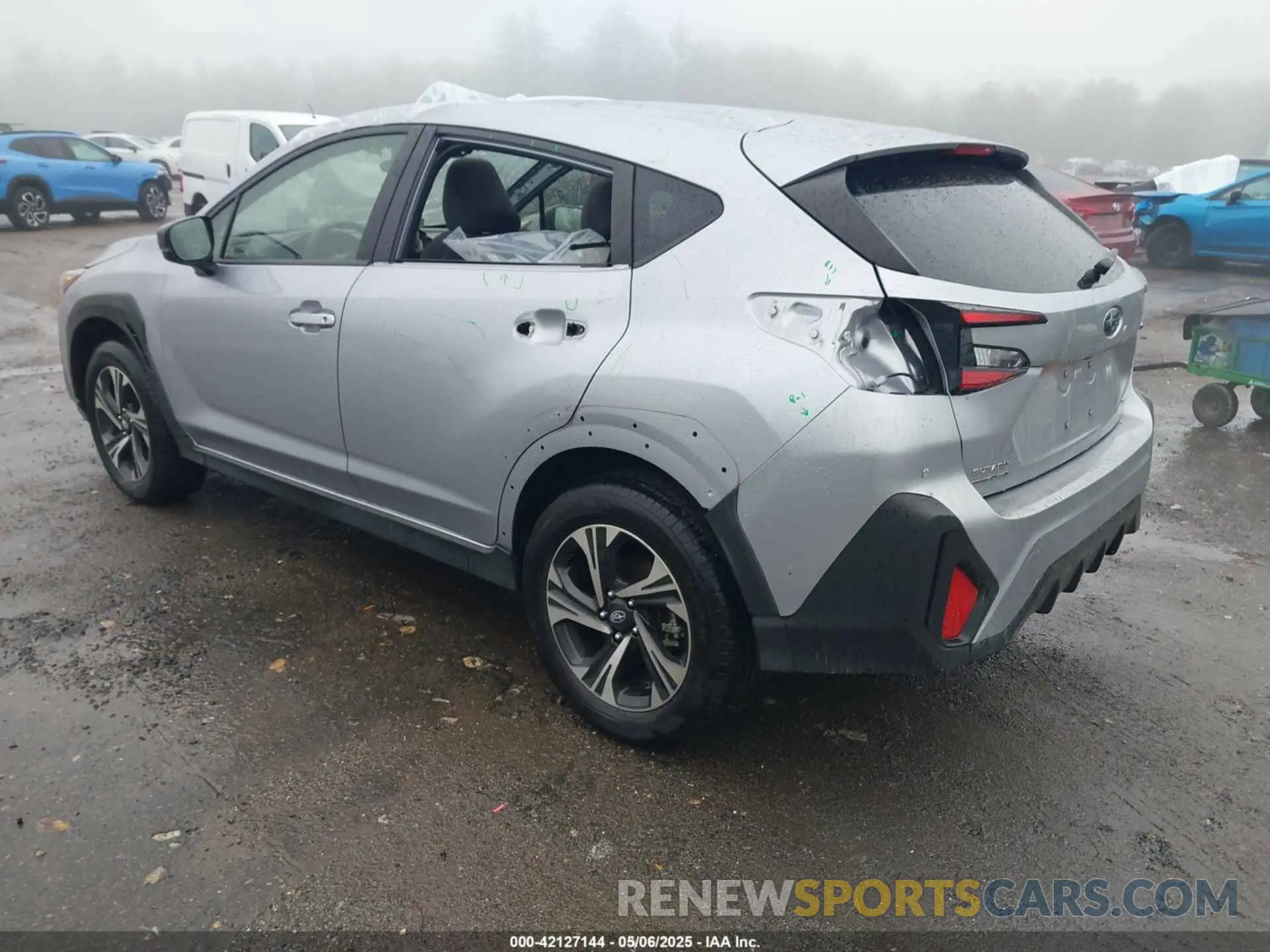 3 Photograph of a damaged car JF2GUADC8RH220645 SUBARU CROSSTREK 2024