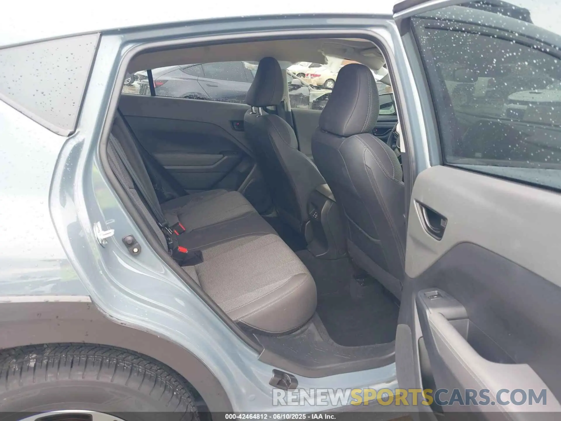 8 Photograph of a damaged car JF2GUADC9R8279865 SUBARU CROSSTREK 2024