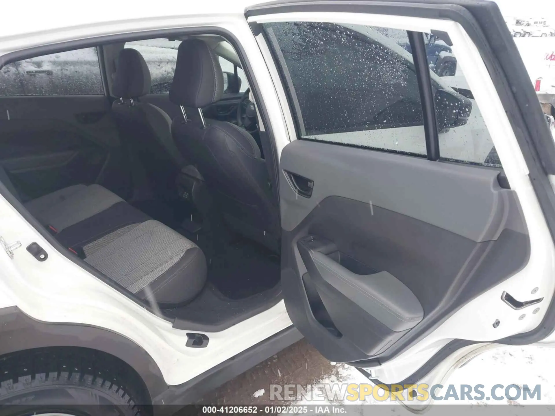 8 Photograph of a damaged car JF2GUADC9RH217656 SUBARU CROSSTREK 2024