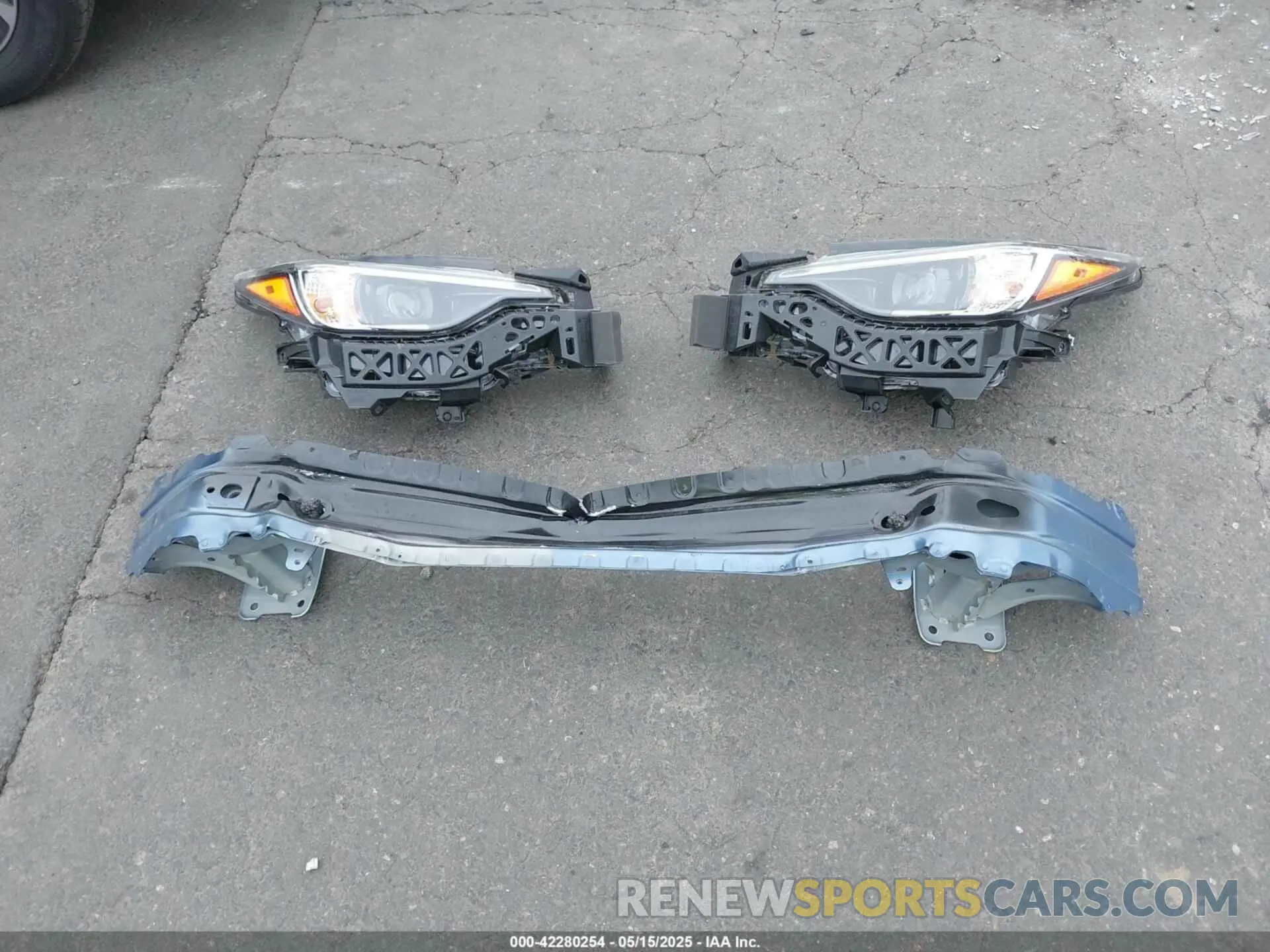 18 Photograph of a damaged car JF2GUADC9RH366987 SUBARU CROSSTREK 2024