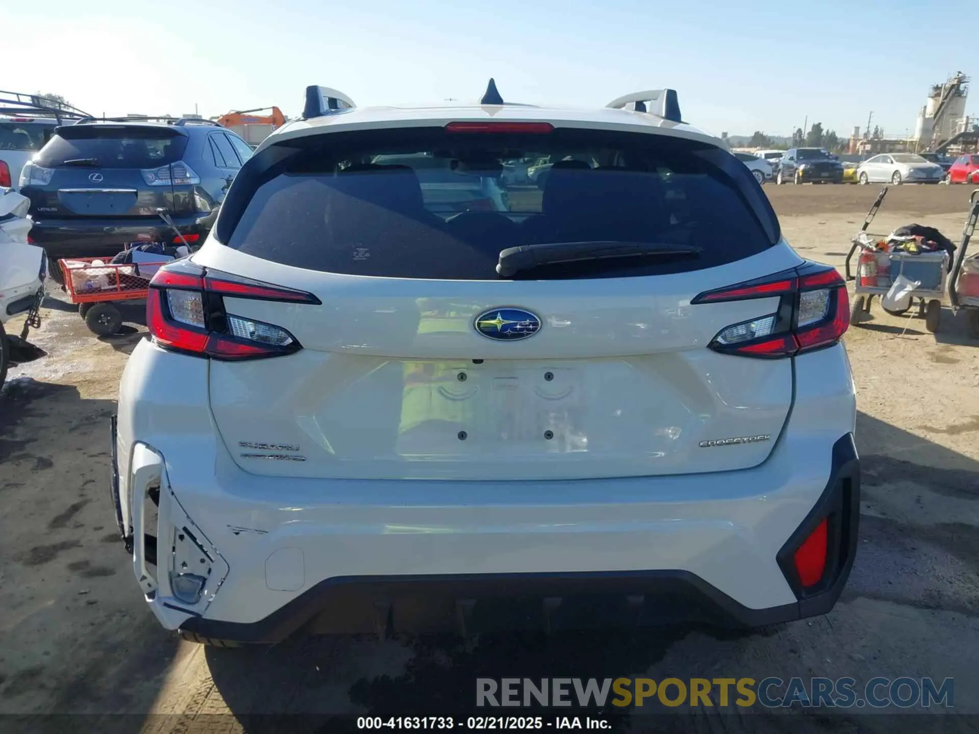 16 Photograph of a damaged car JF2GUADCXR8288879 SUBARU CROSSTREK 2024