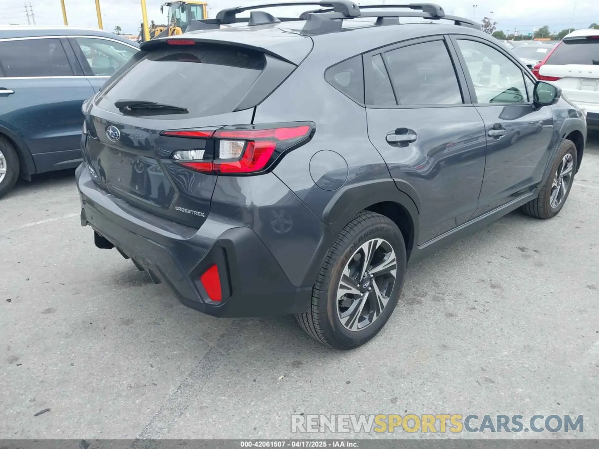4 Photograph of a damaged car JF2GUADCXRH370434 SUBARU CROSSTREK 2024