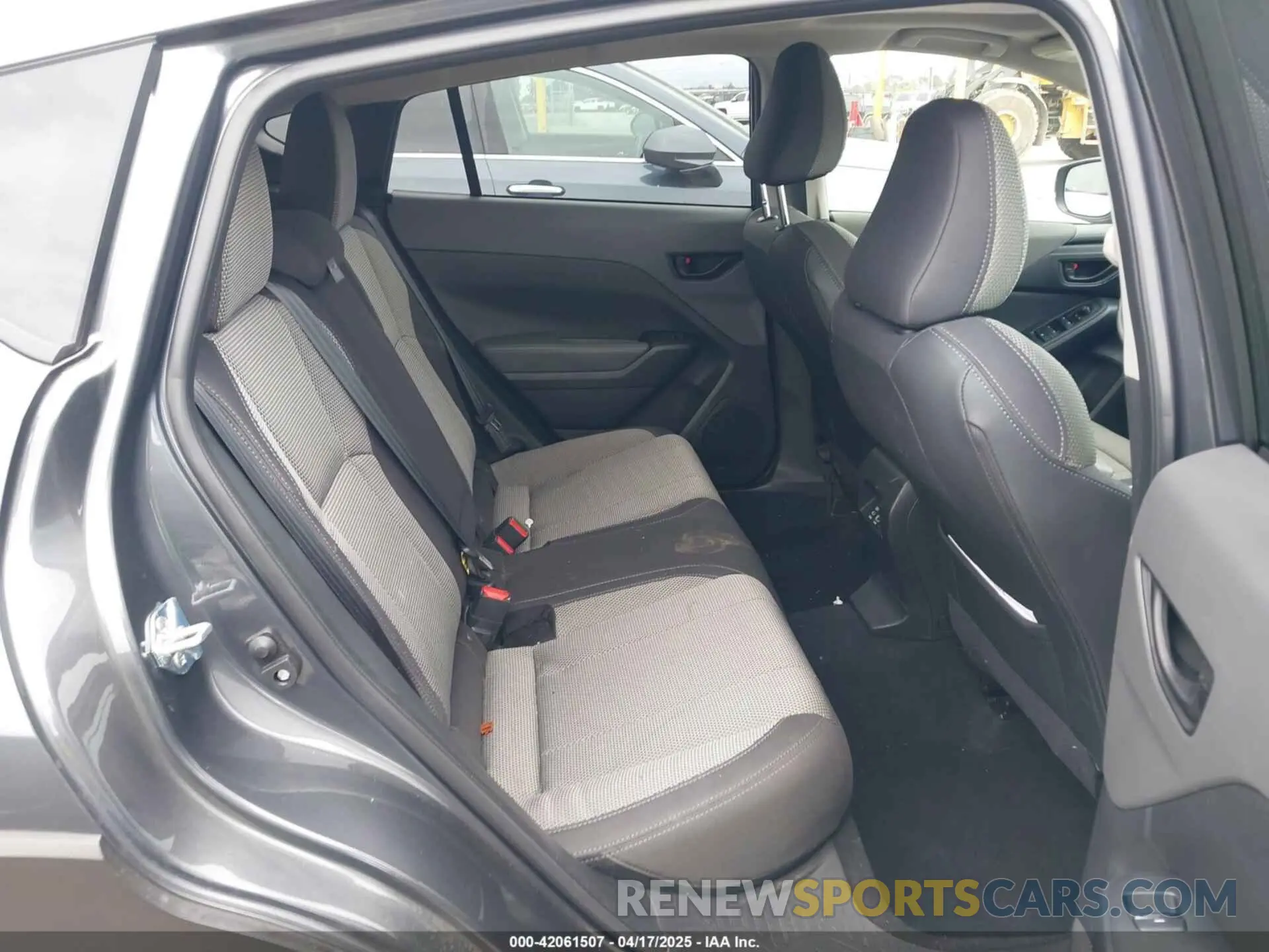 8 Photograph of a damaged car JF2GUADCXRH370434 SUBARU CROSSTREK 2024