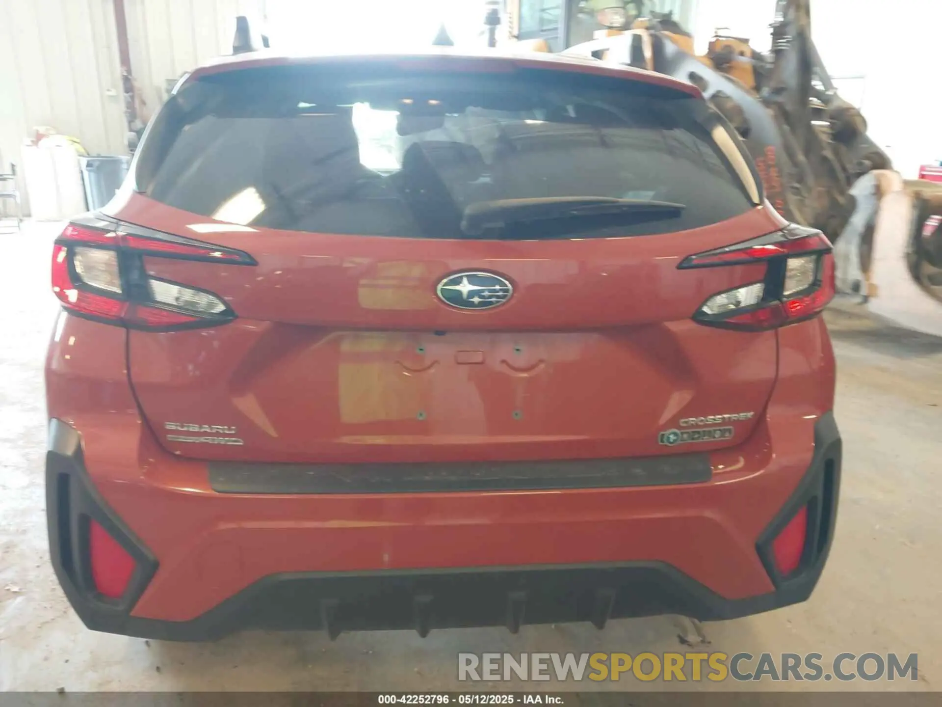 16 Photograph of a damaged car JF2GUADCXRH389615 SUBARU CROSSTREK 2024