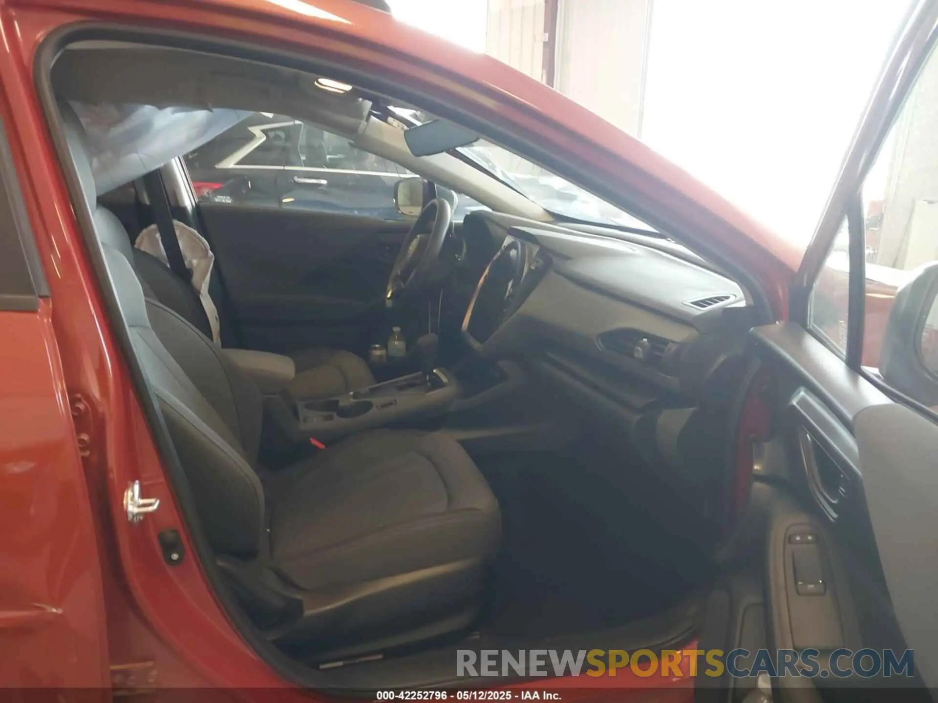 5 Photograph of a damaged car JF2GUADCXRH389615 SUBARU CROSSTREK 2024