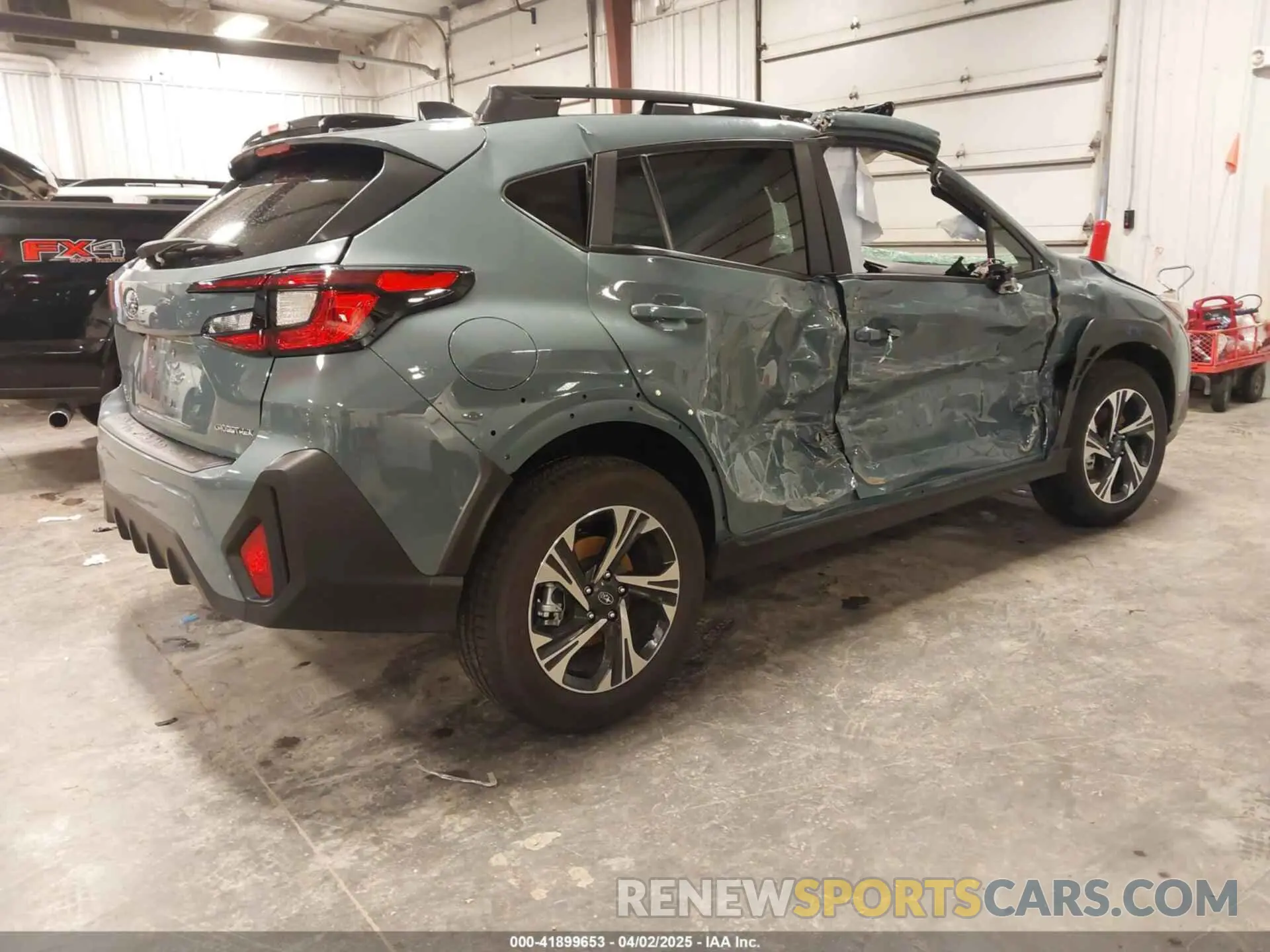 4 Photograph of a damaged car JF2GUADCXRH866267 SUBARU CROSSTREK 2024