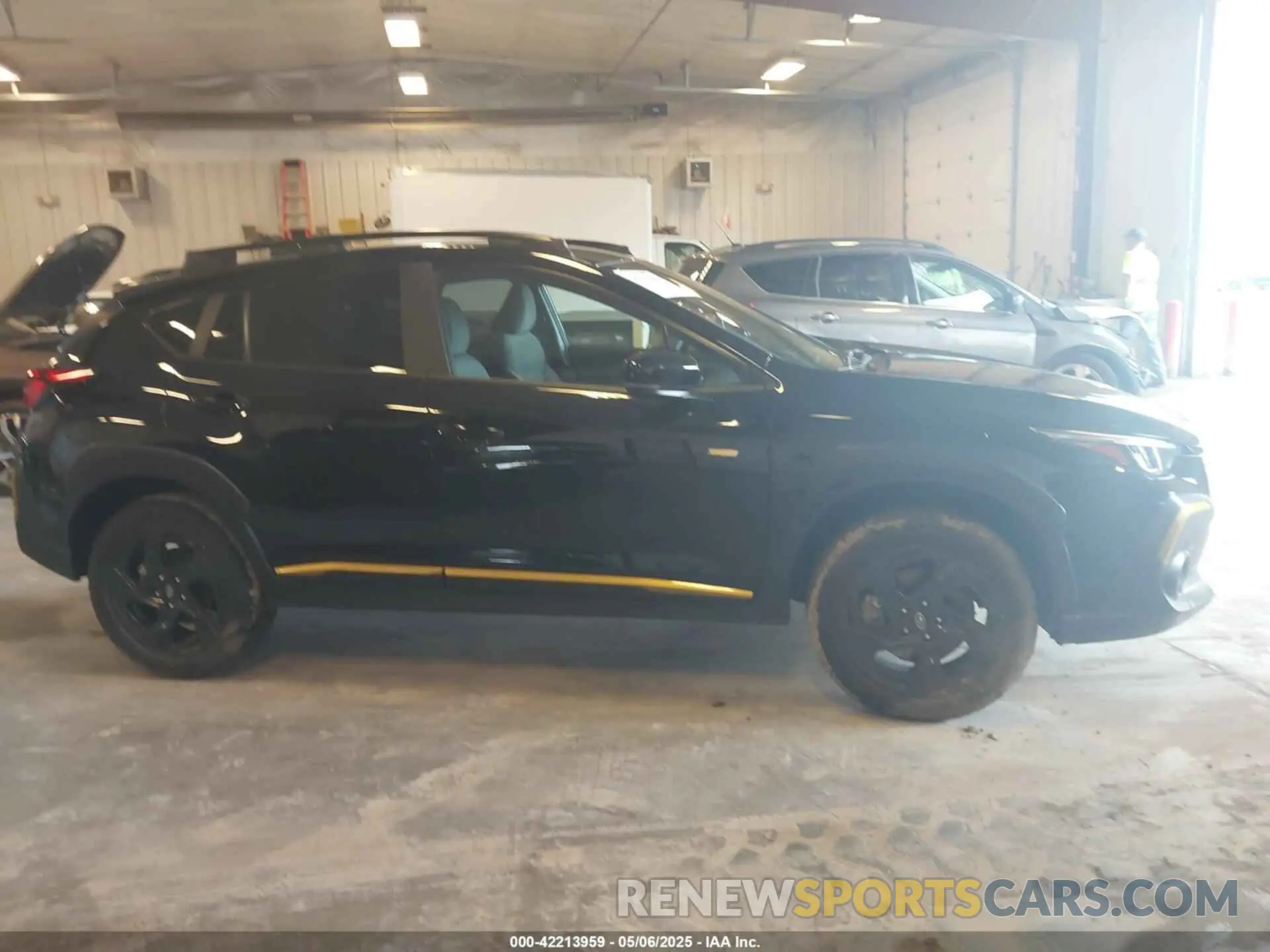 13 Photograph of a damaged car 4S4GUHF68S3718678 SUBARU CROSSTREK 2025