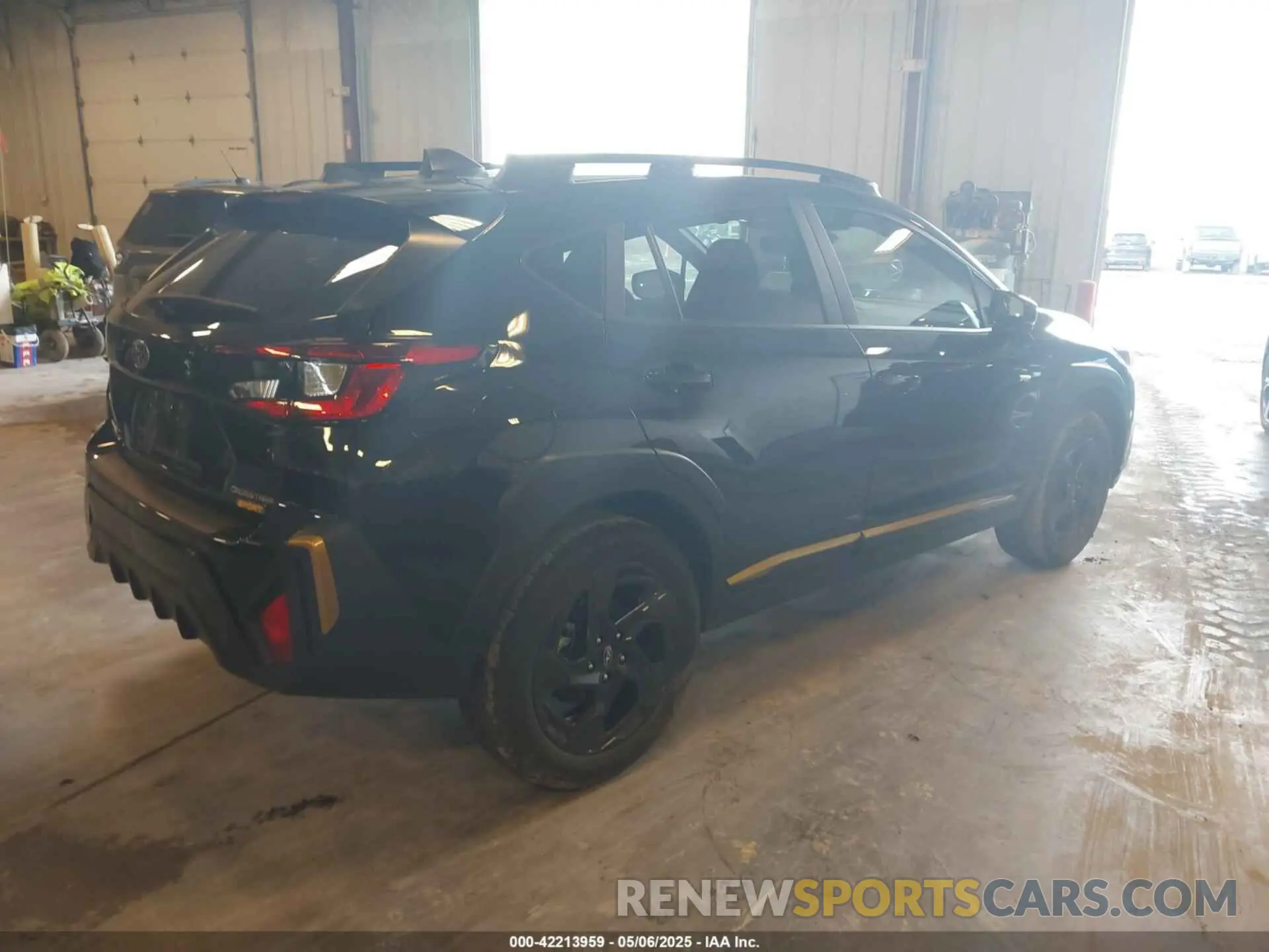 4 Photograph of a damaged car 4S4GUHF68S3718678 SUBARU CROSSTREK 2025