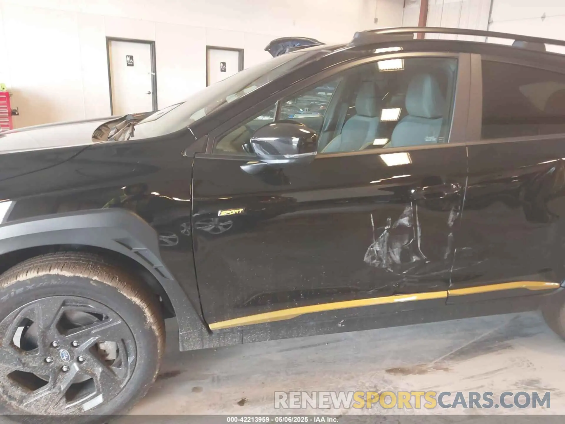6 Photograph of a damaged car 4S4GUHF68S3718678 SUBARU CROSSTREK 2025