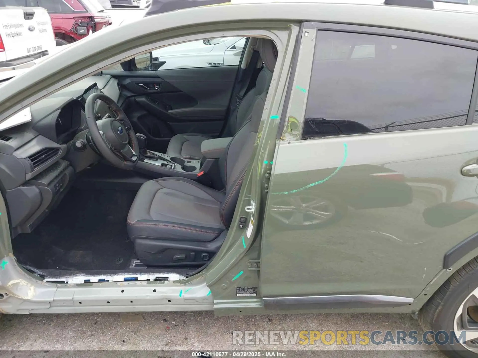 14 Photograph of a damaged car 4S4GUHL61S3702682 SUBARU CROSSTREK 2025