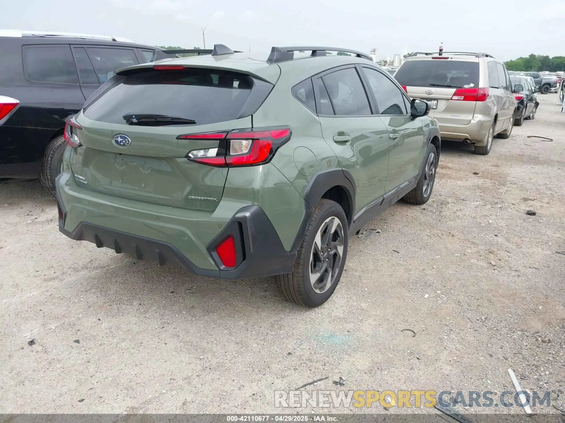 4 Photograph of a damaged car 4S4GUHL61S3702682 SUBARU CROSSTREK 2025