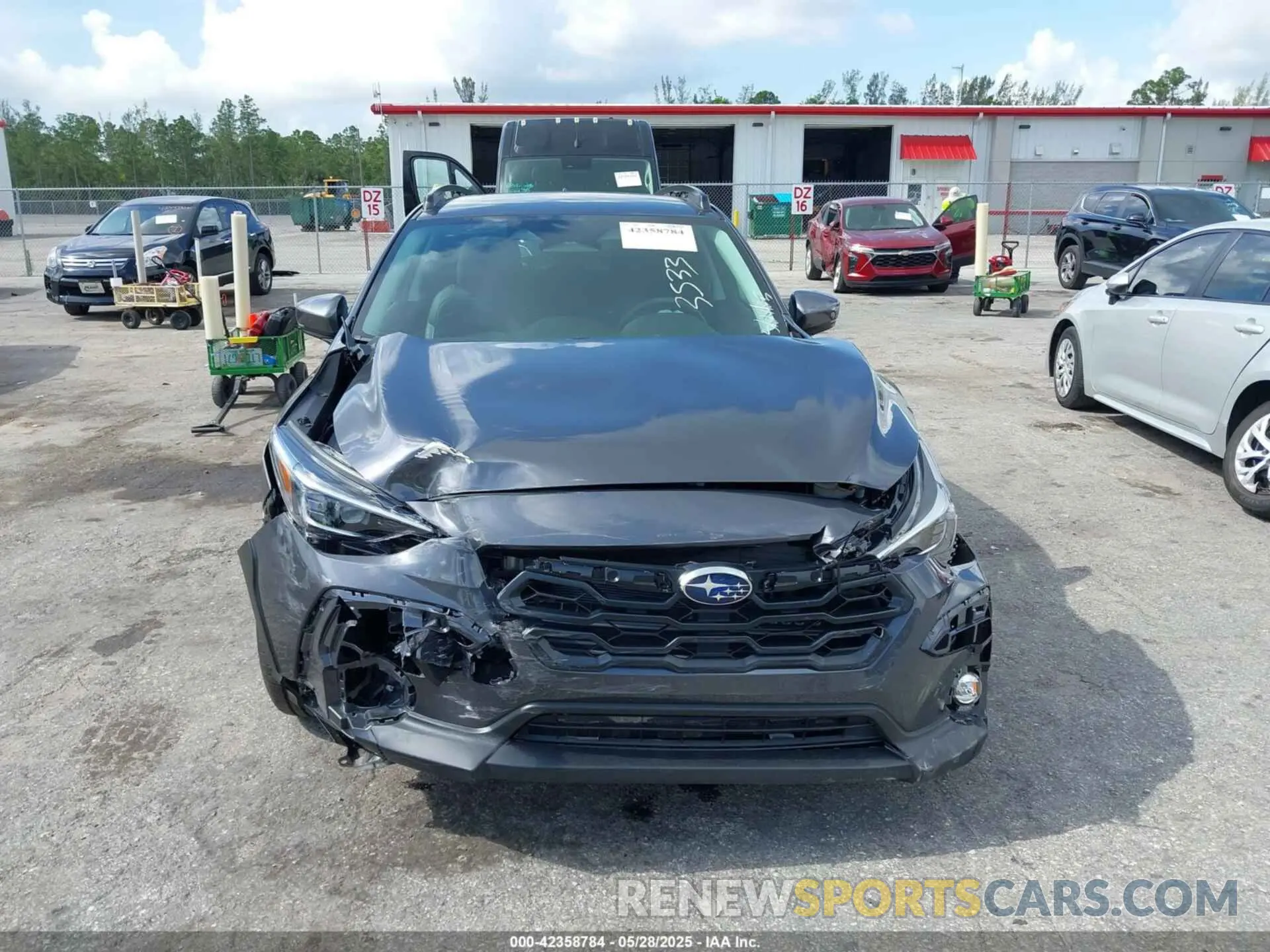 12 Photograph of a damaged car 4S4GUHL67S3733533 SUBARU CROSSTREK 2025