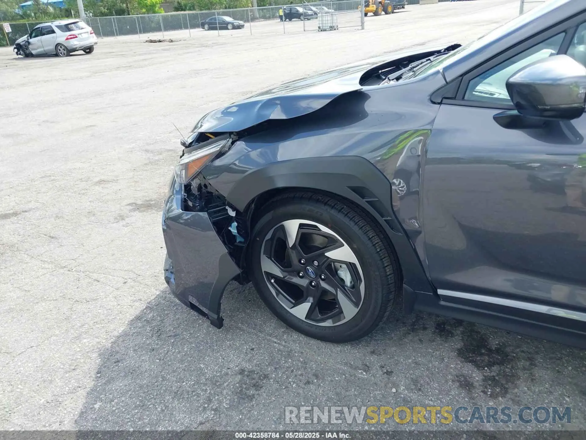 6 Photograph of a damaged car 4S4GUHL67S3733533 SUBARU CROSSTREK 2025