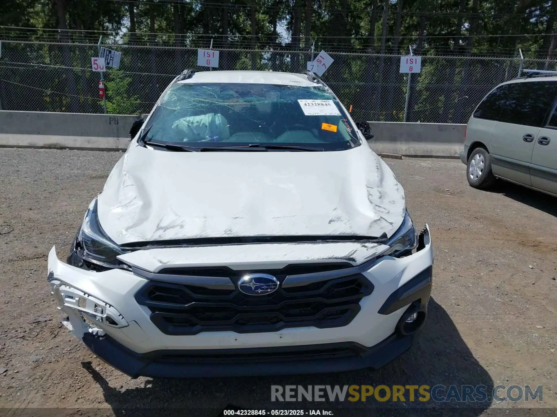 12 Photograph of a damaged car 4S4GUHL69S3700744 SUBARU CROSSTREK 2025
