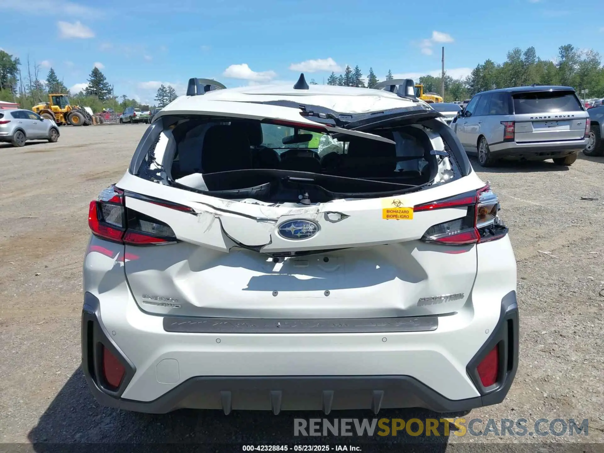 16 Photograph of a damaged car 4S4GUHL69S3700744 SUBARU CROSSTREK 2025