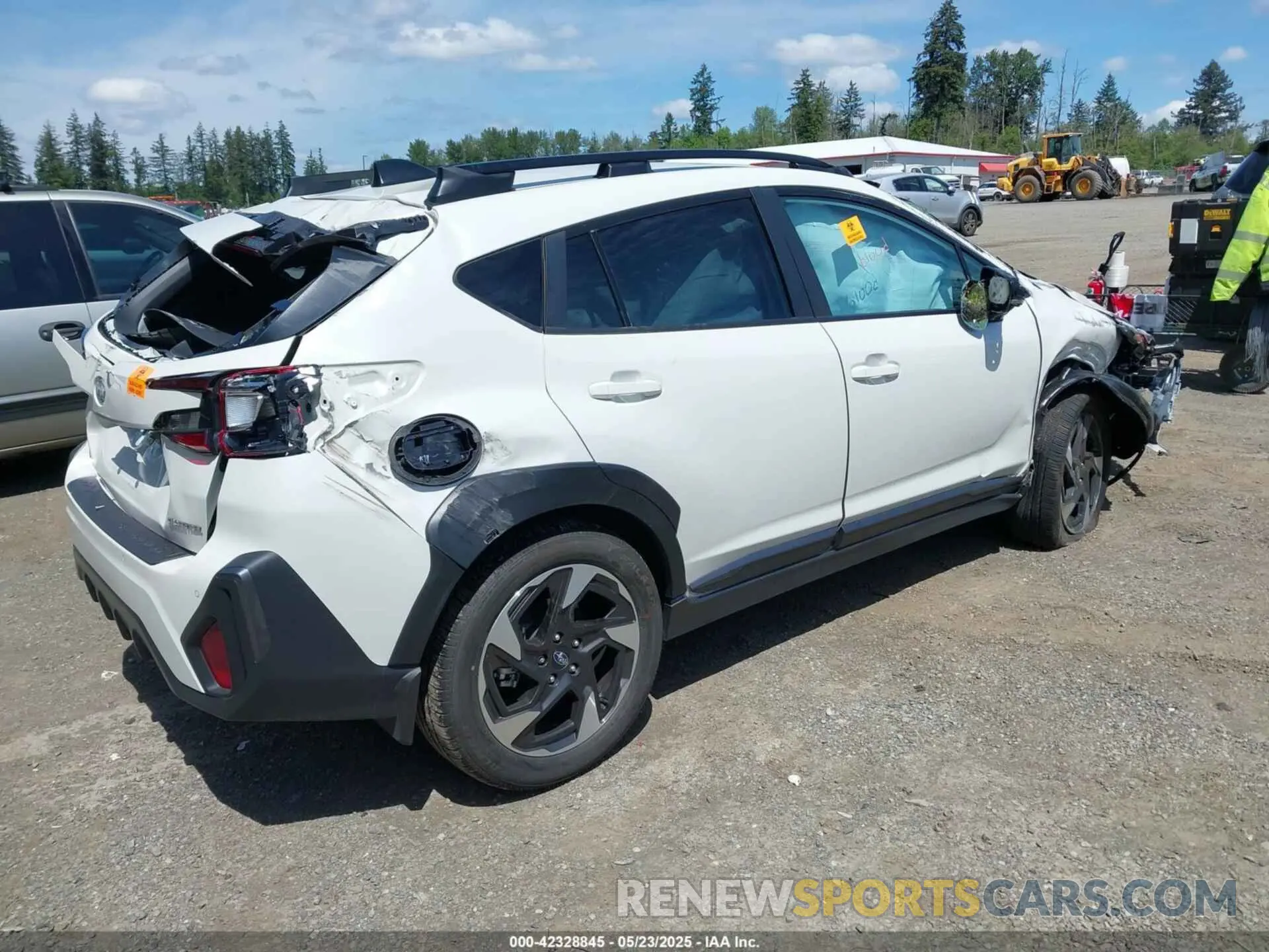 4 Photograph of a damaged car 4S4GUHL69S3700744 SUBARU CROSSTREK 2025