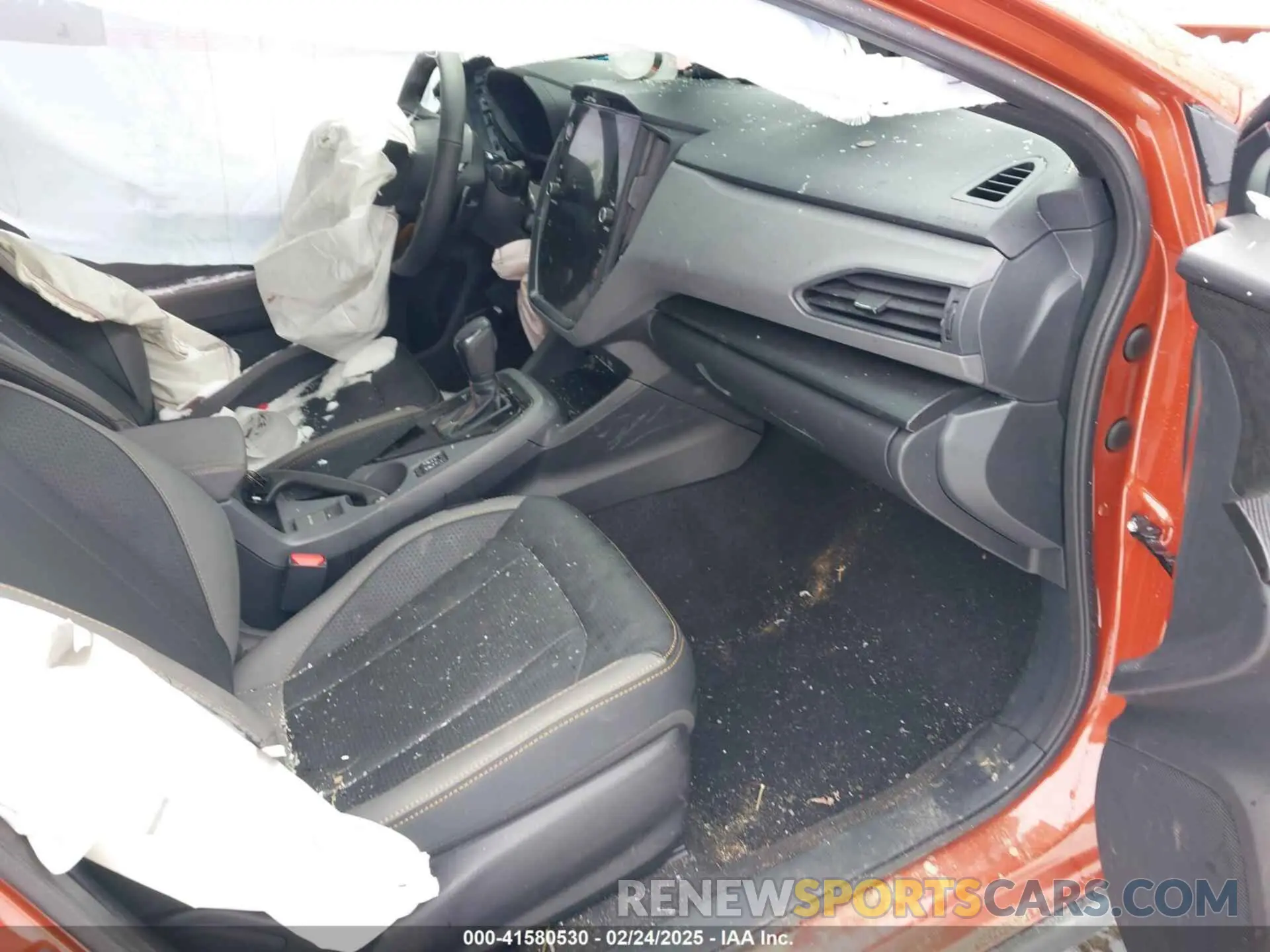 5 Photograph of a damaged car 4S4GUHU64S3706501 SUBARU CROSSTREK 2025