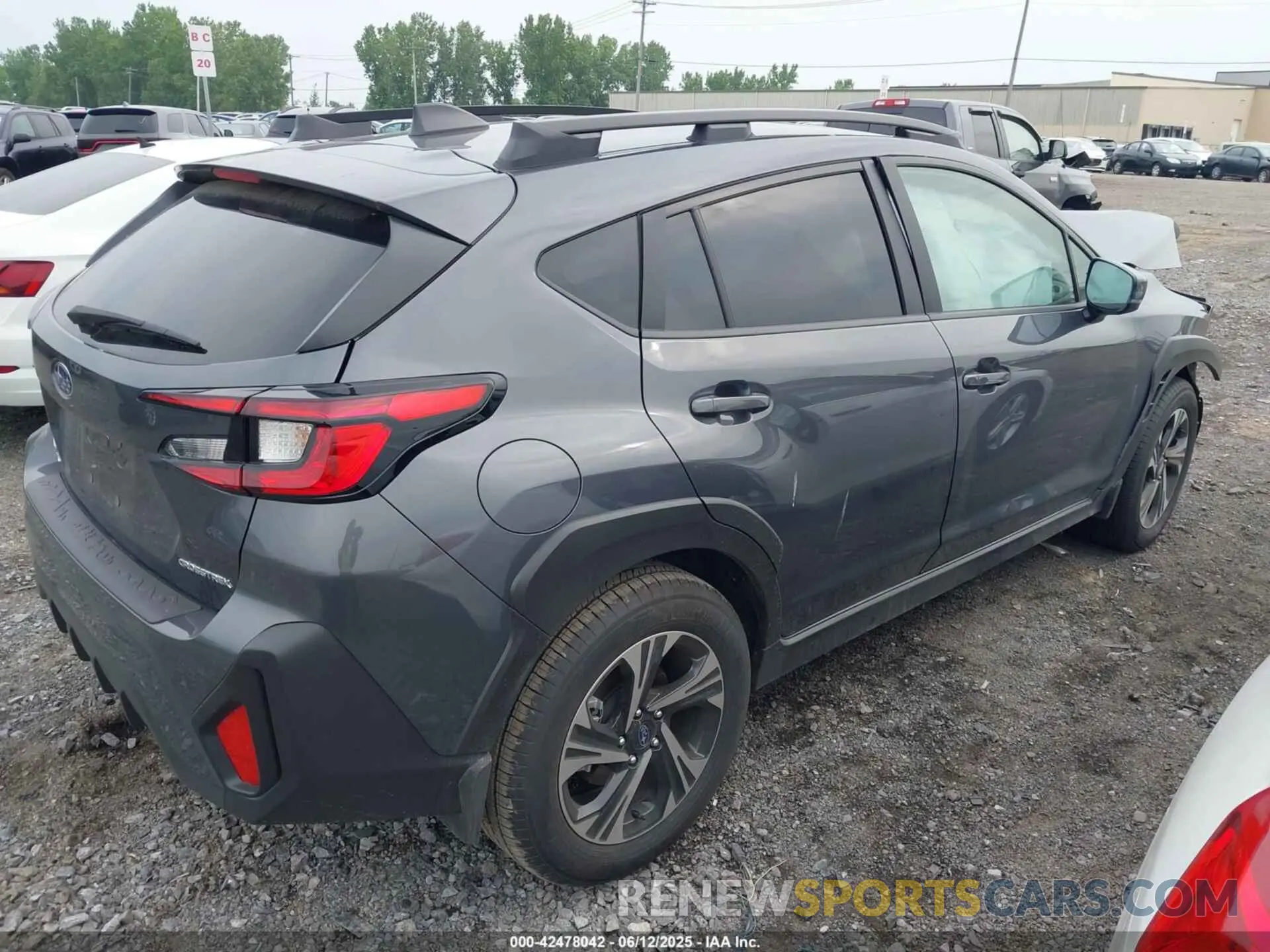 4 Photograph of a damaged car JF2GUHDC4S8213478 SUBARU CROSSTREK 2025