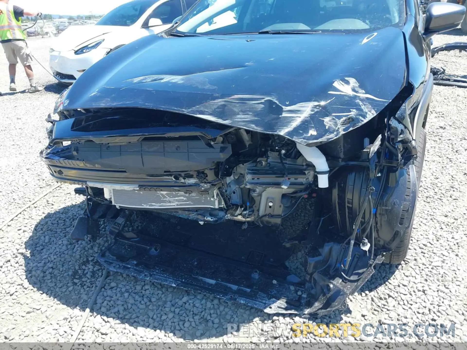 6 Photograph of a damaged car JF2GUHDC9S8255323 SUBARU CROSSTREK 2025