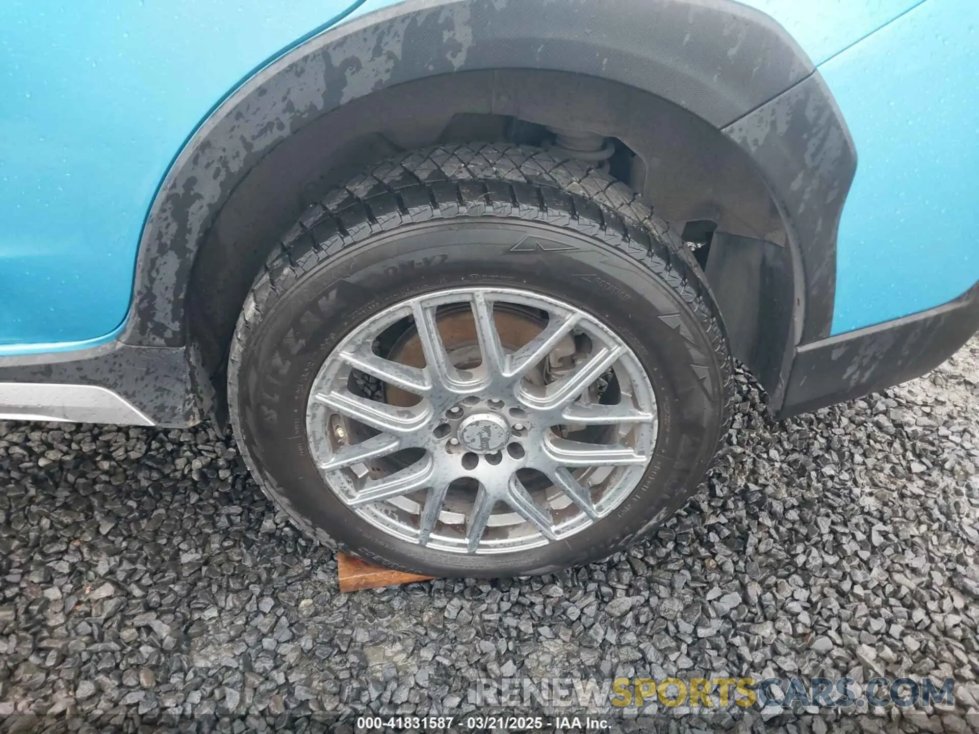 19 Photograph of a damaged car JF2GTDEC3KH326297 SUBARU CROSSTREK HYBRID 2019