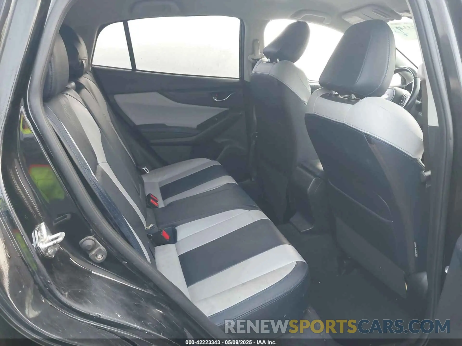 8 Photograph of a damaged car JF2GTDEC8KH333178 SUBARU CROSSTREK HYBRID 2019