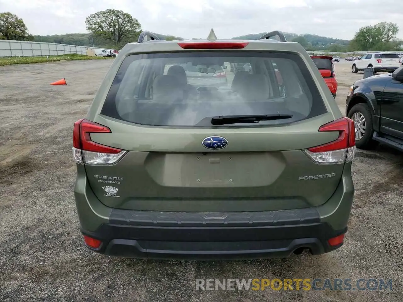 6 Photograph of a damaged car JF2SKACC2KH467148 SUBARU FORESTER 2019