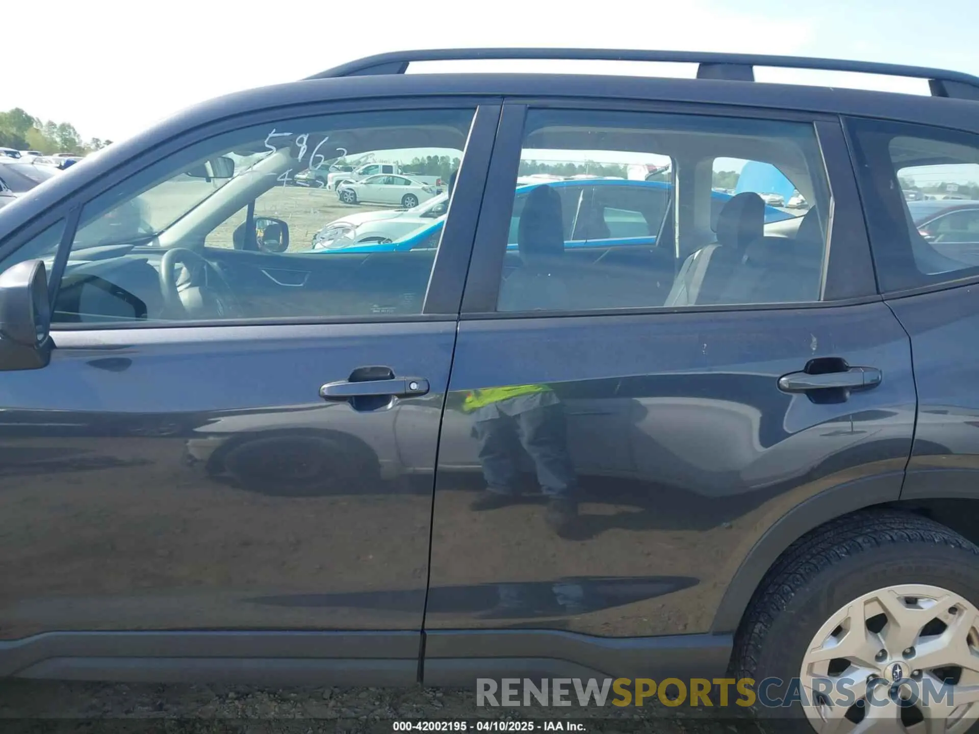13 Photograph of a damaged car JF2SKACC4KH431509 SUBARU FORESTER 2019