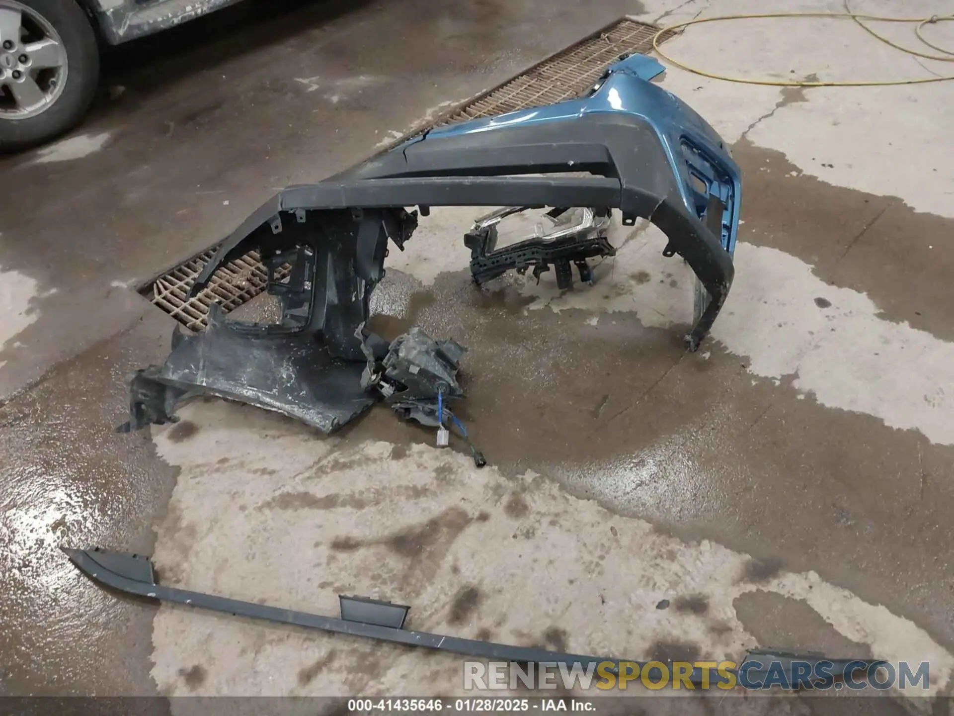 12 Photograph of a damaged car JF2SKACC6KH443080 SUBARU FORESTER 2019