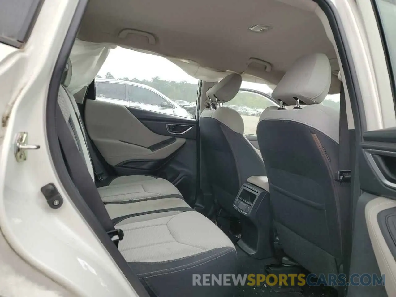 11 Photograph of a damaged car JF2SKACC8KH465629 SUBARU FORESTER 2019