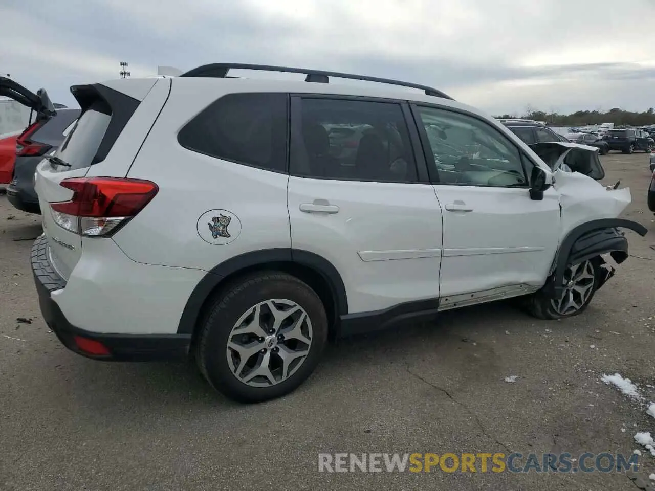 3 Photograph of a damaged car JF2SKAEC0KH460065 SUBARU FORESTER 2019