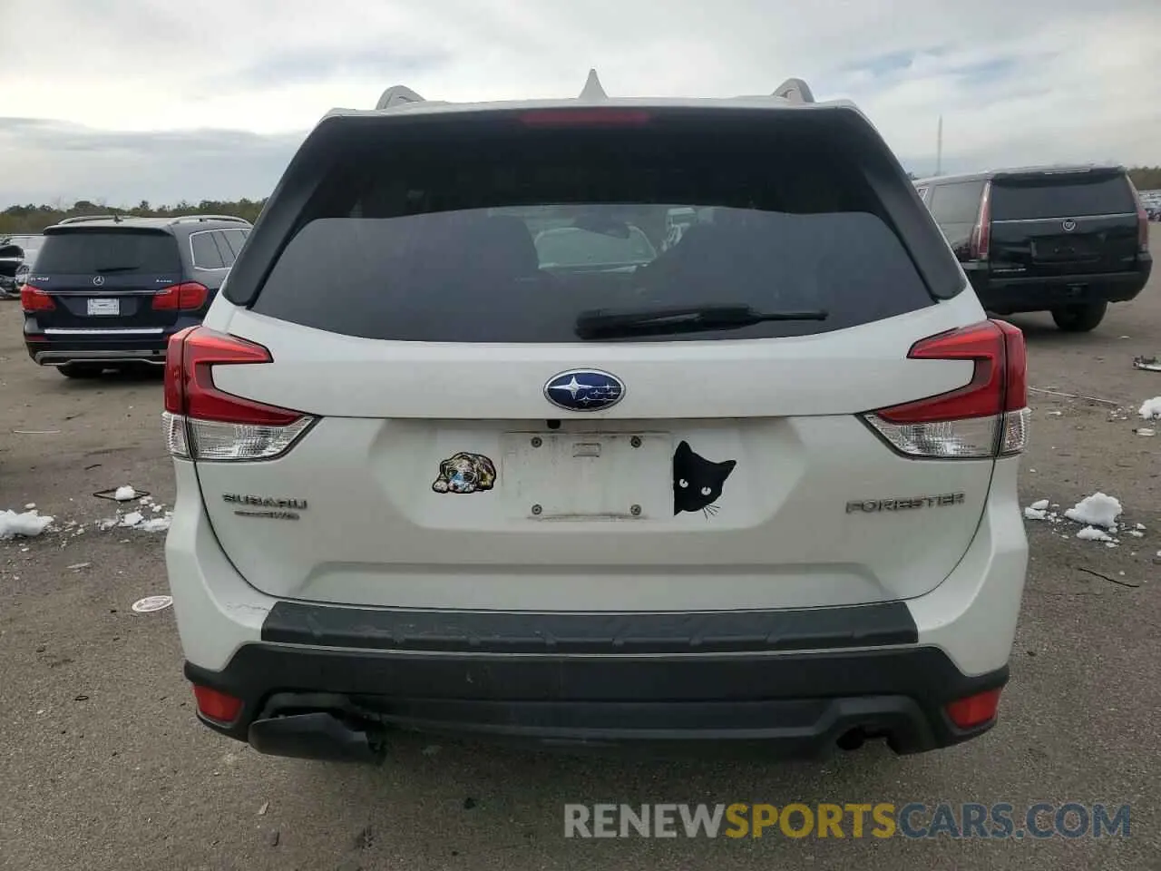 6 Photograph of a damaged car JF2SKAEC0KH460065 SUBARU FORESTER 2019