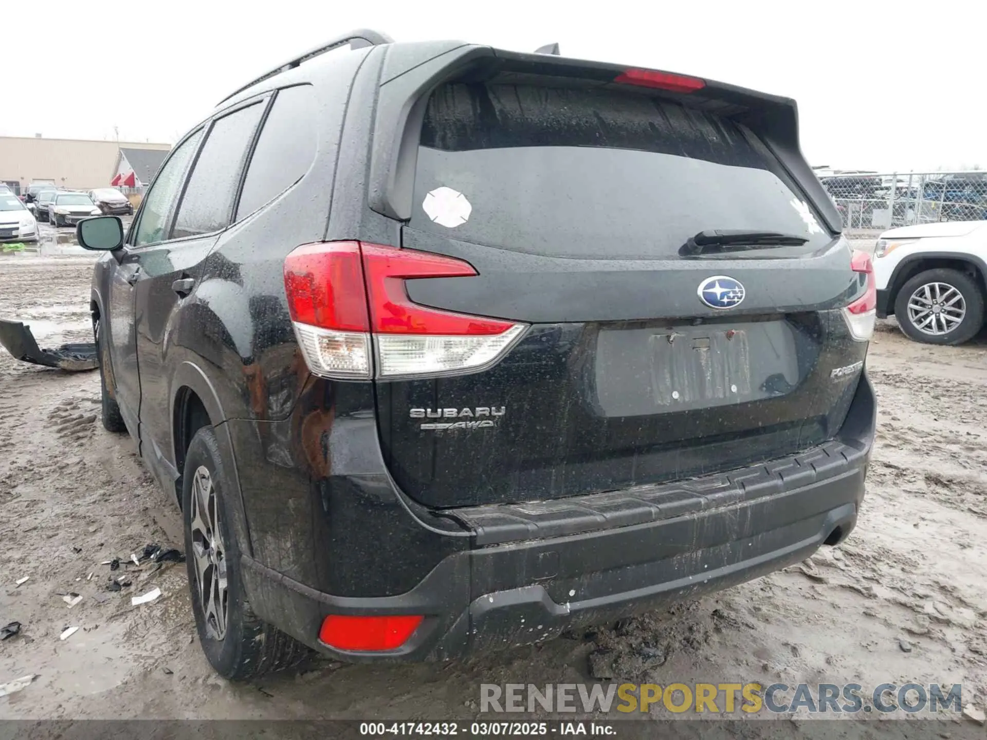 3 Photograph of a damaged car JF2SKAEC0KH463709 SUBARU FORESTER 2019