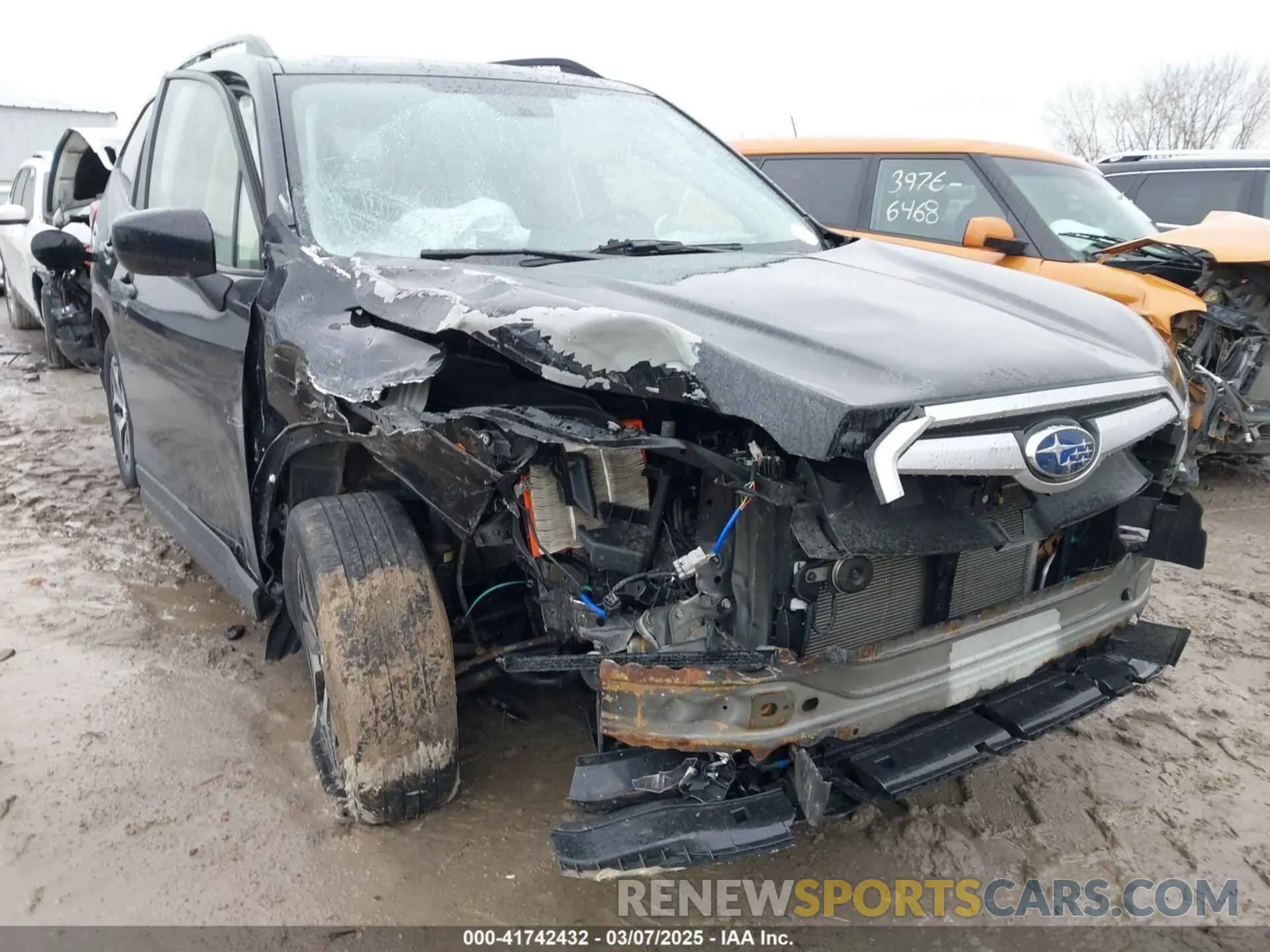 6 Photograph of a damaged car JF2SKAEC0KH463709 SUBARU FORESTER 2019