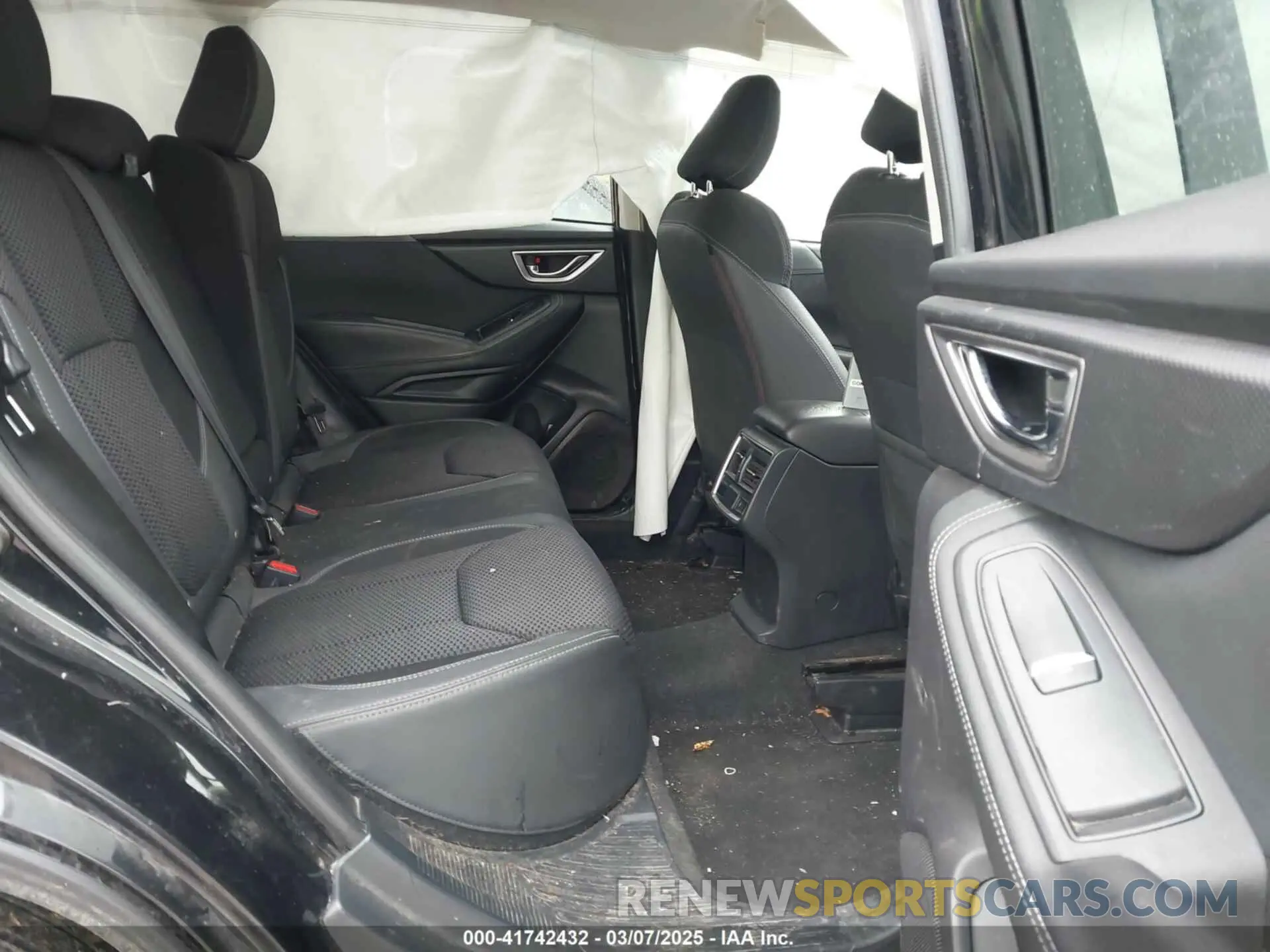 8 Photograph of a damaged car JF2SKAEC0KH463709 SUBARU FORESTER 2019
