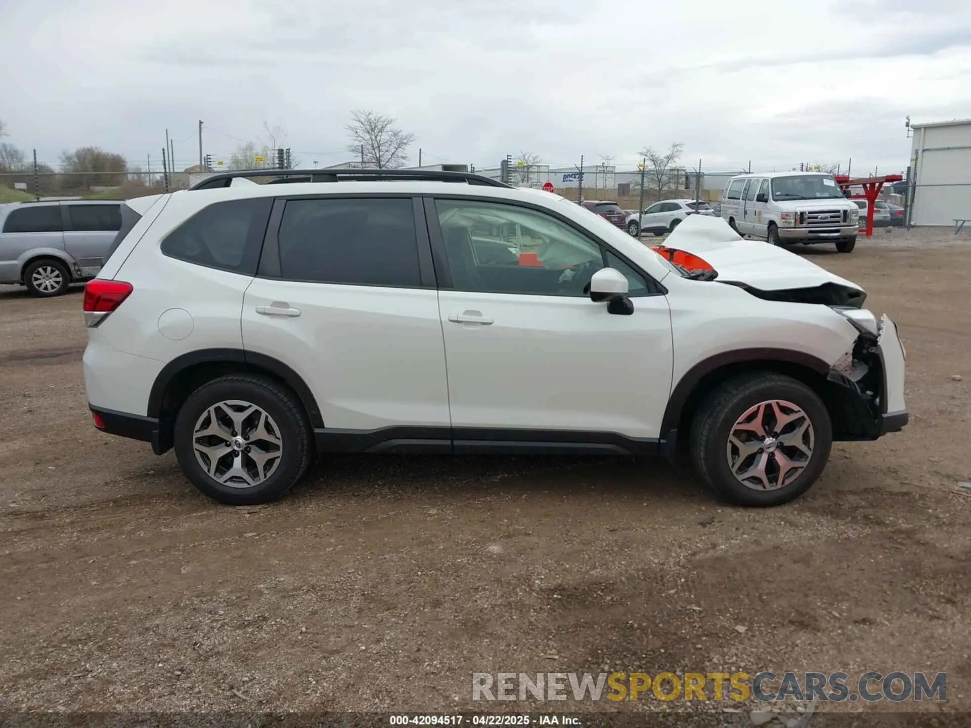 12 Photograph of a damaged car JF2SKAEC1KH447633 SUBARU FORESTER 2019